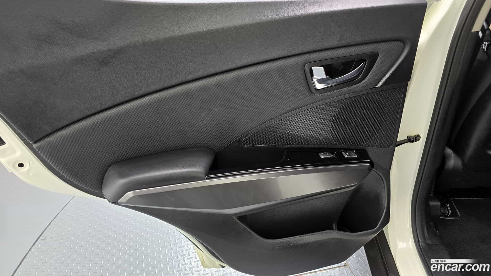 TIBOLI KG Mobility 2020.11-INNER-035