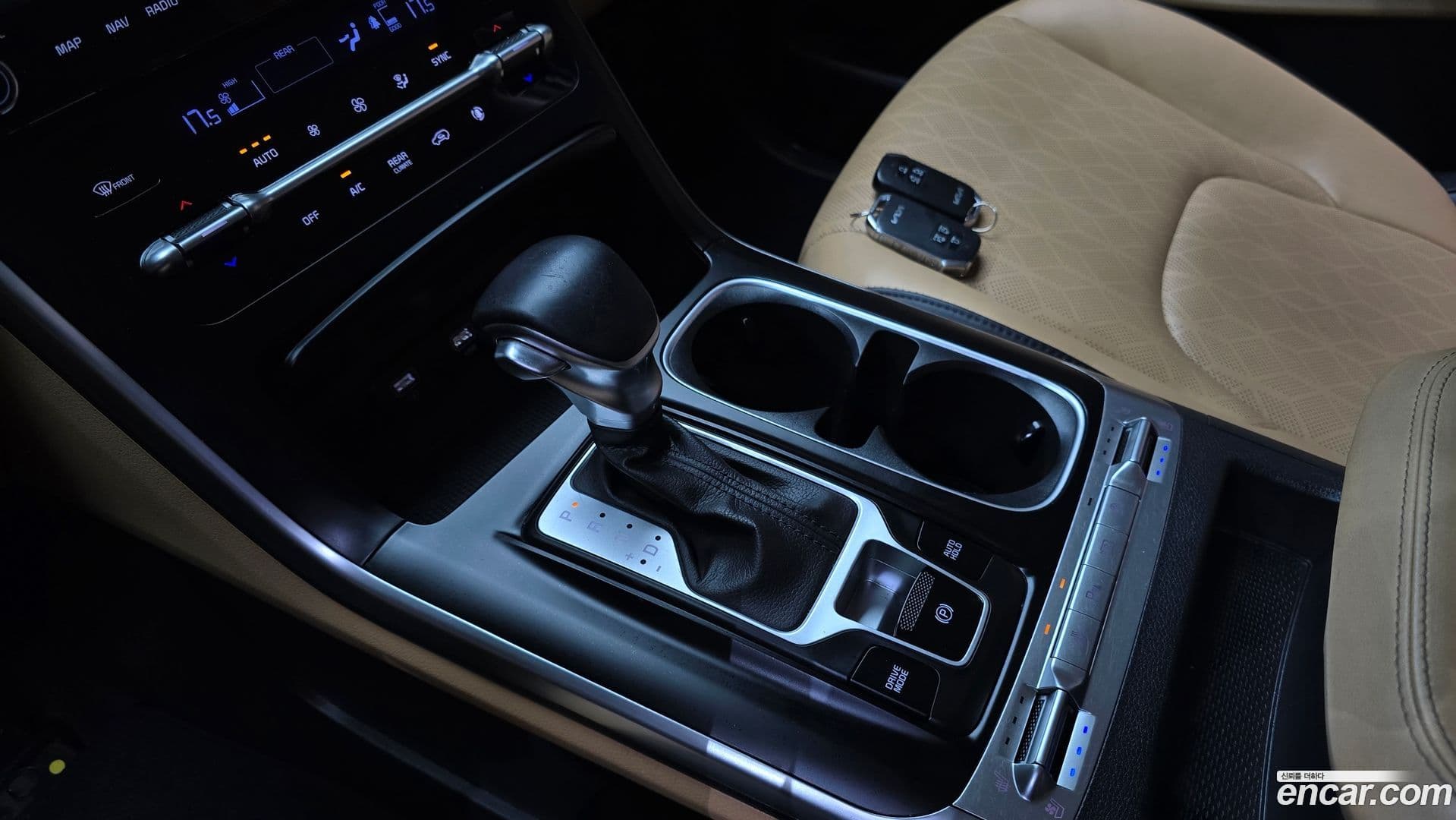 Main__Slider__Photo:Canival Kia 2022.5-8