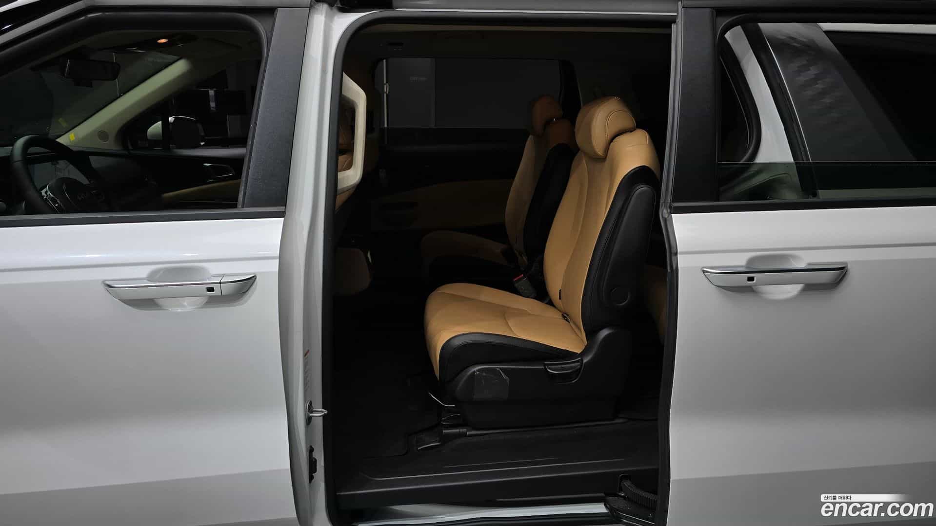 Canival Kia 2022.5-OPTION-016