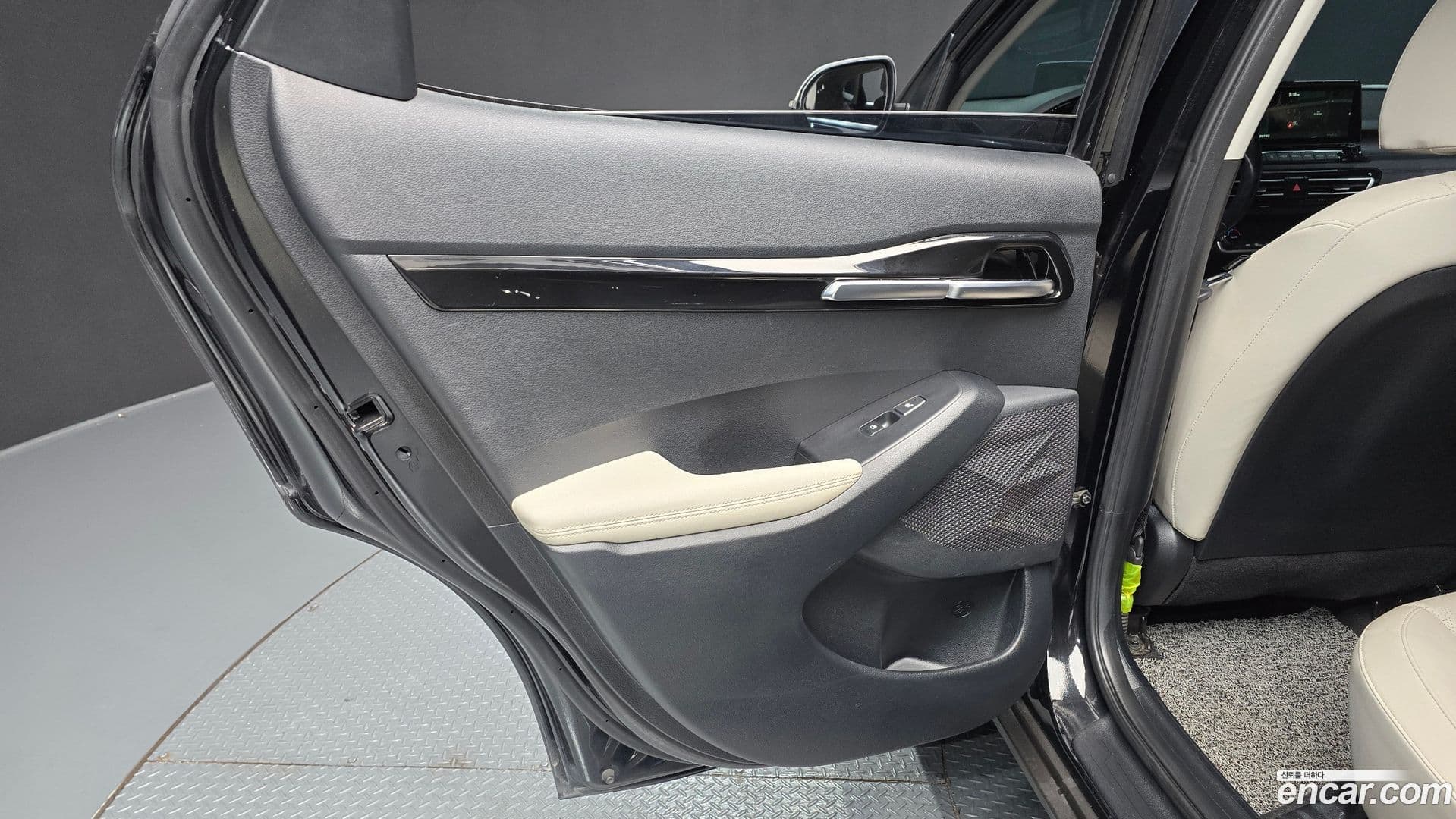 Main__Slider__Photo:Seltos Kia 2021.2-24