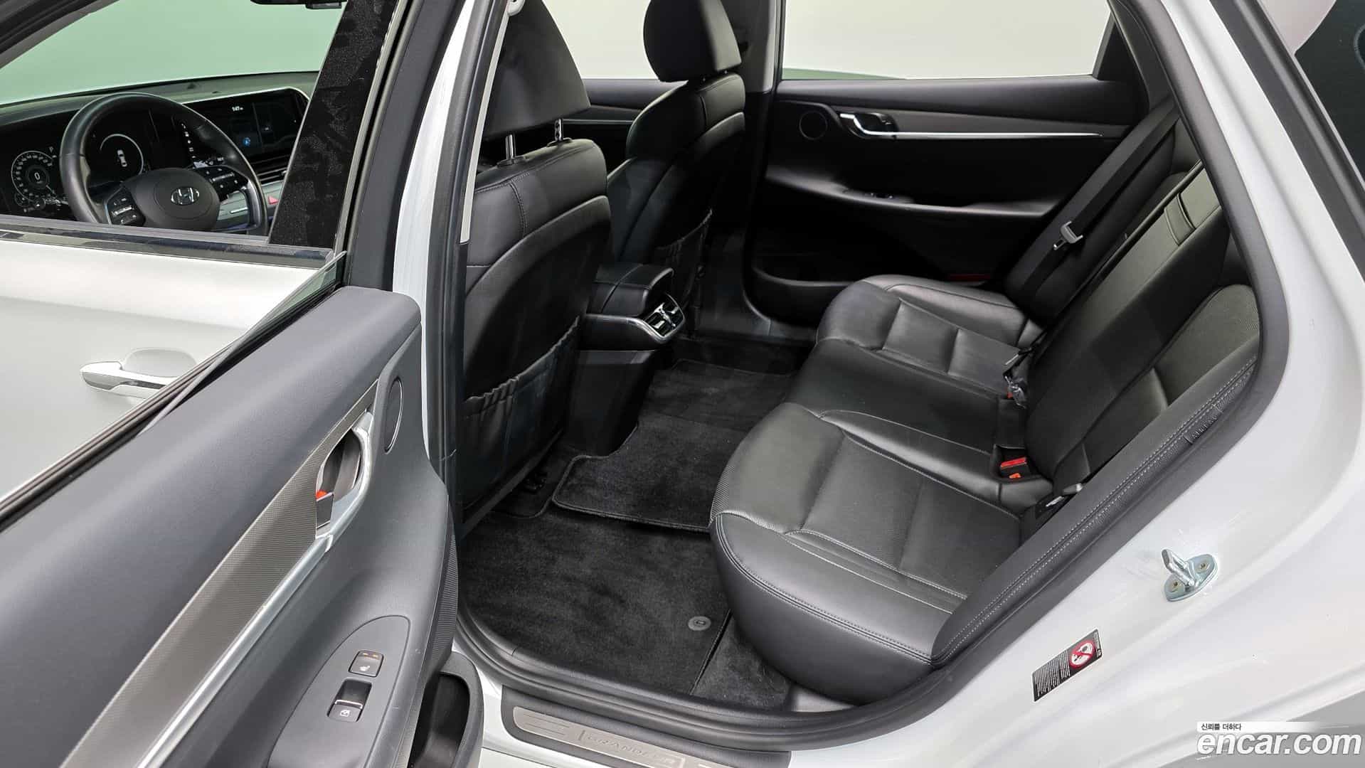 Grandeur Hyundai 2020.10-OPTION-016