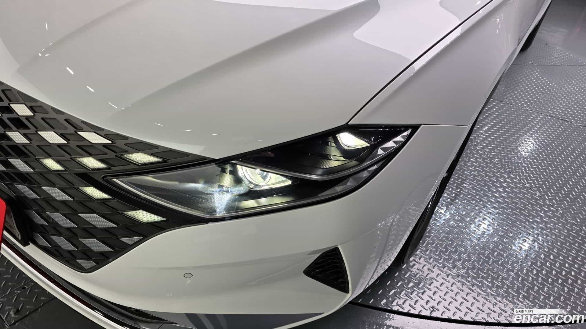 Grandeur Hyundai 2020.10-OUTER-032