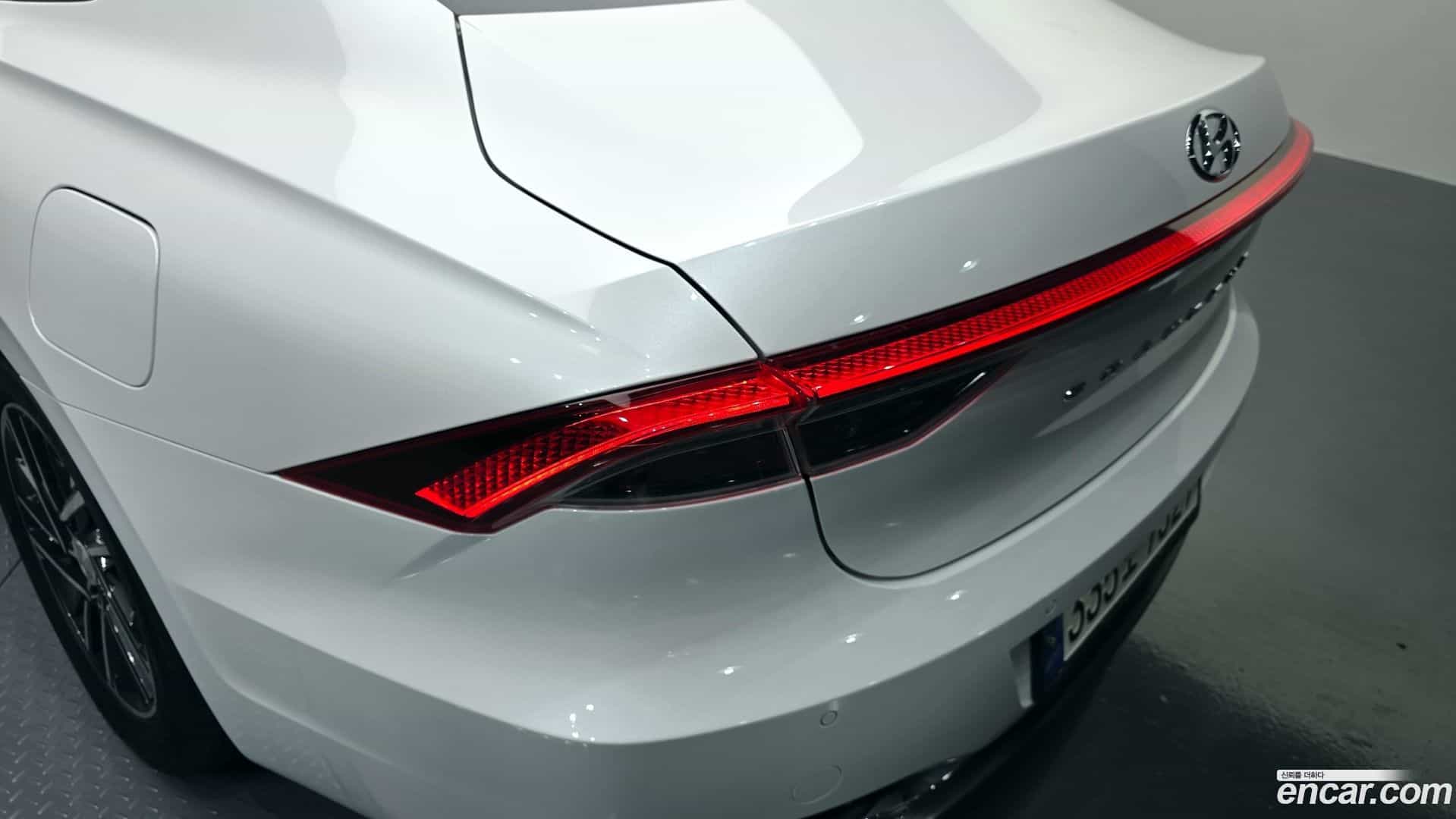 Grandeur Hyundai 2020.10-OUTER-033