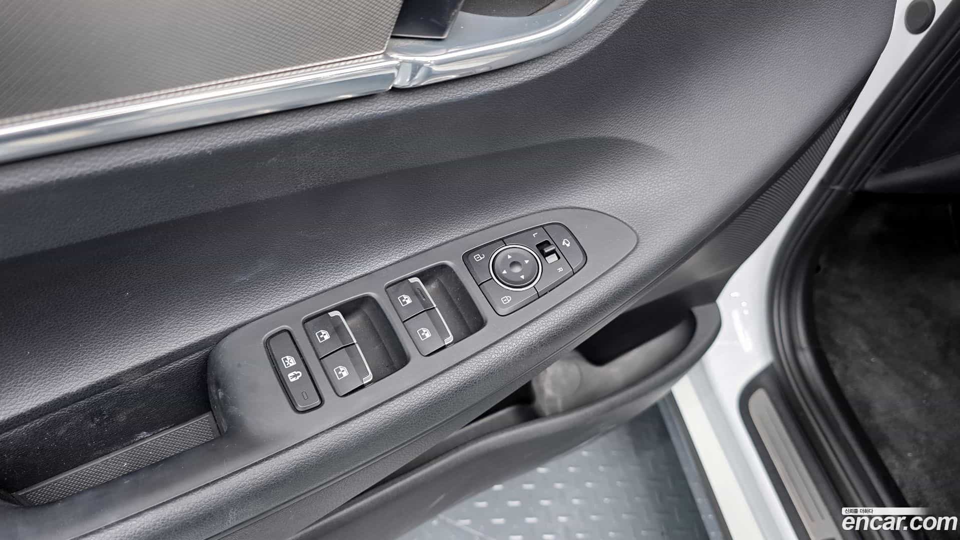 Grandeur Hyundai 2020.10-OPTION-041