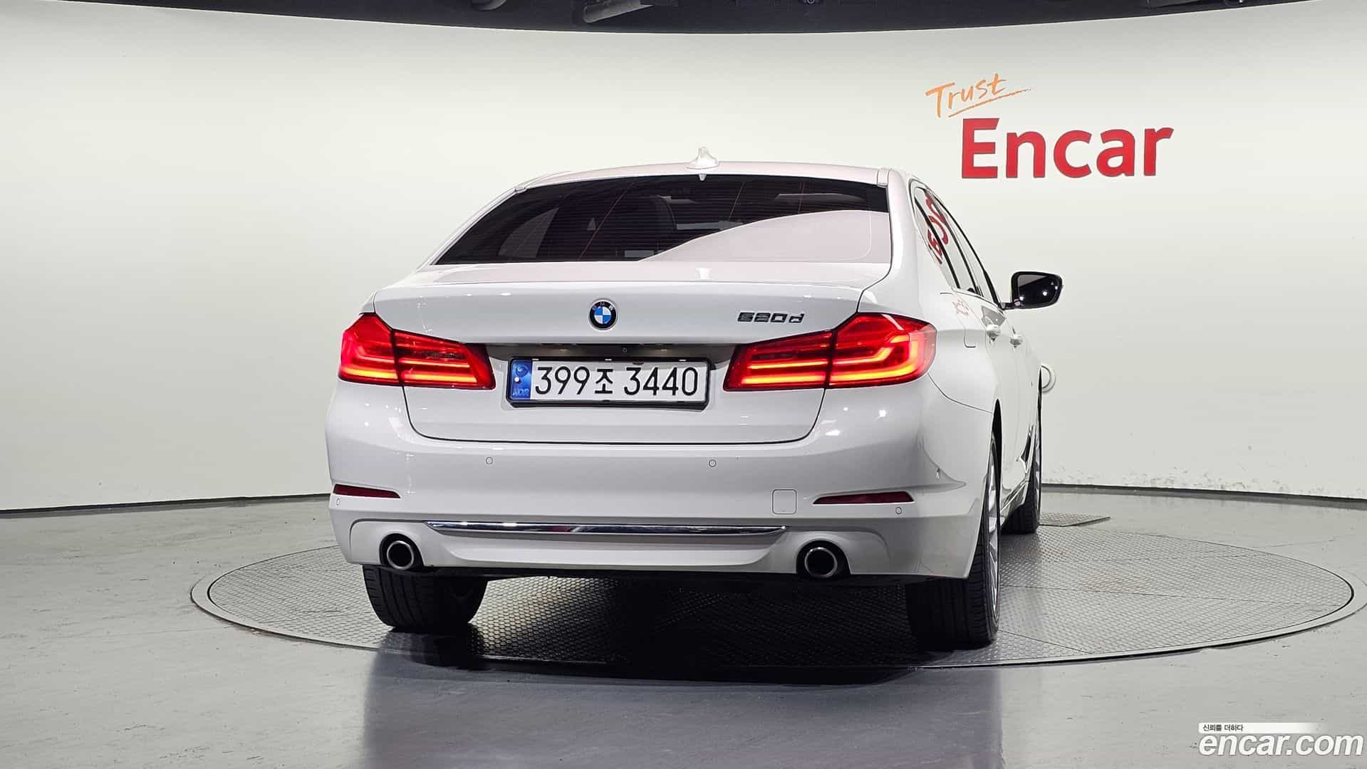5-Series BMW 2018.5-OUTER-004