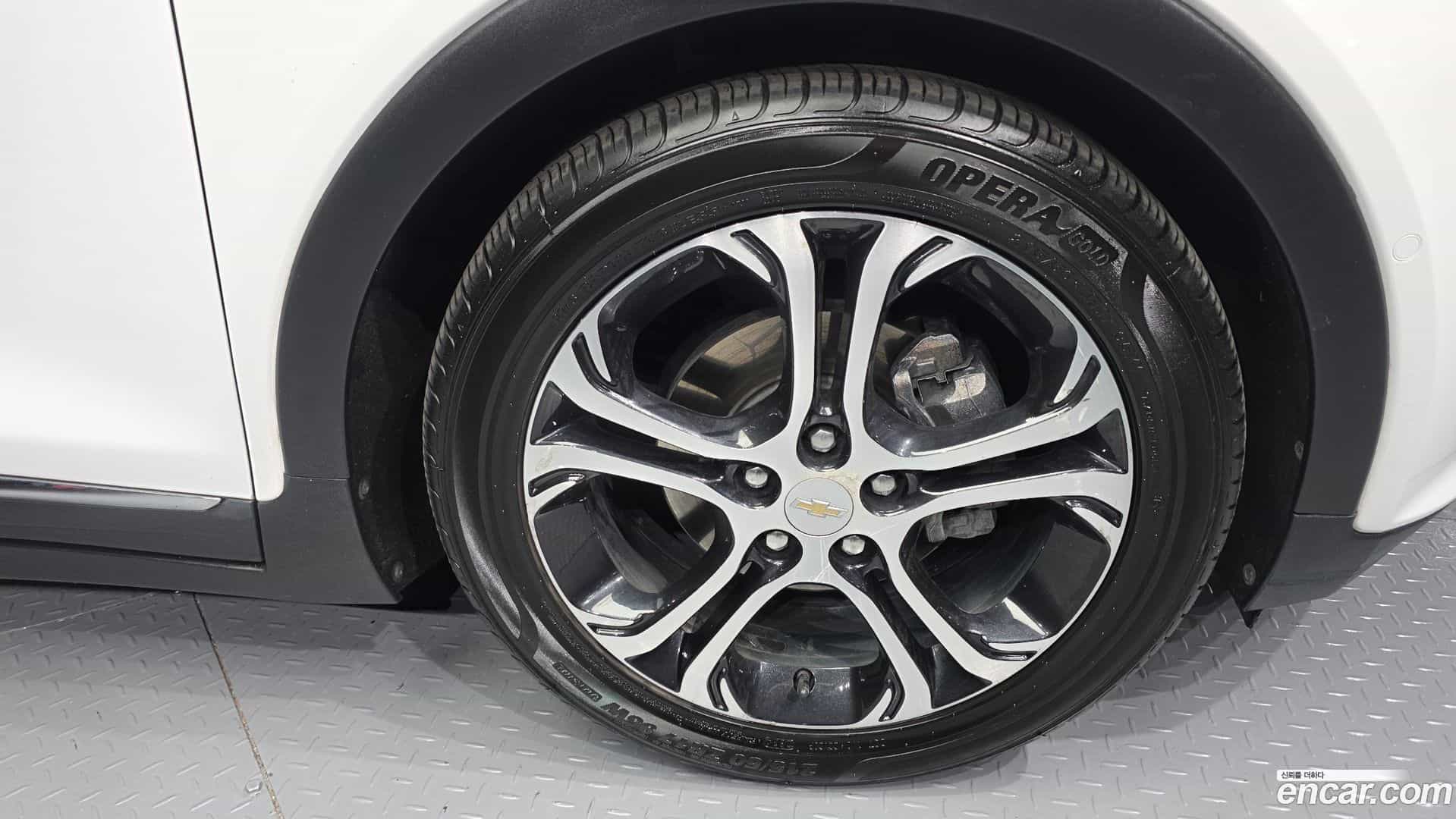 Bolt EV Chevrolet 2018.5-OUTER-031