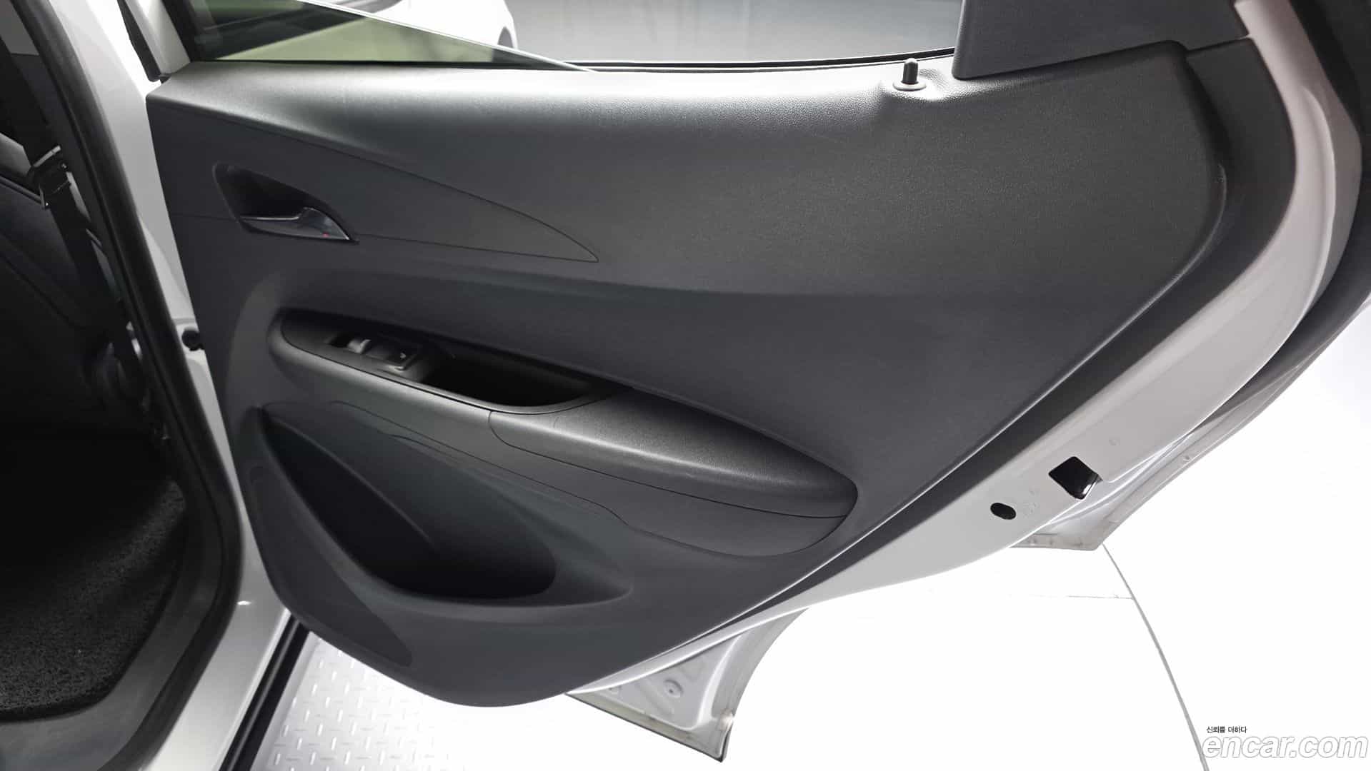 Bolt EV Chevrolet 2018.5-INNER-035