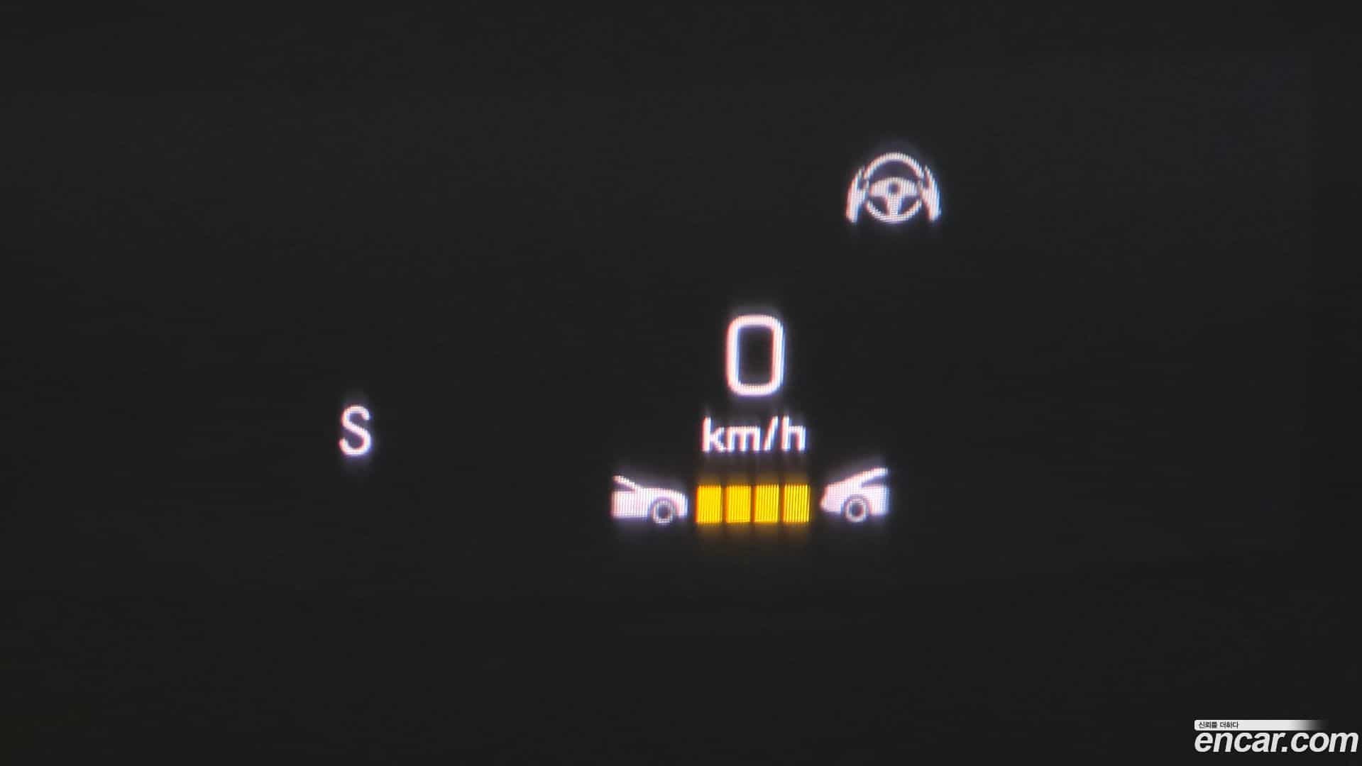 E-Class Mercedes-Benz 2020.5-OPTION-020