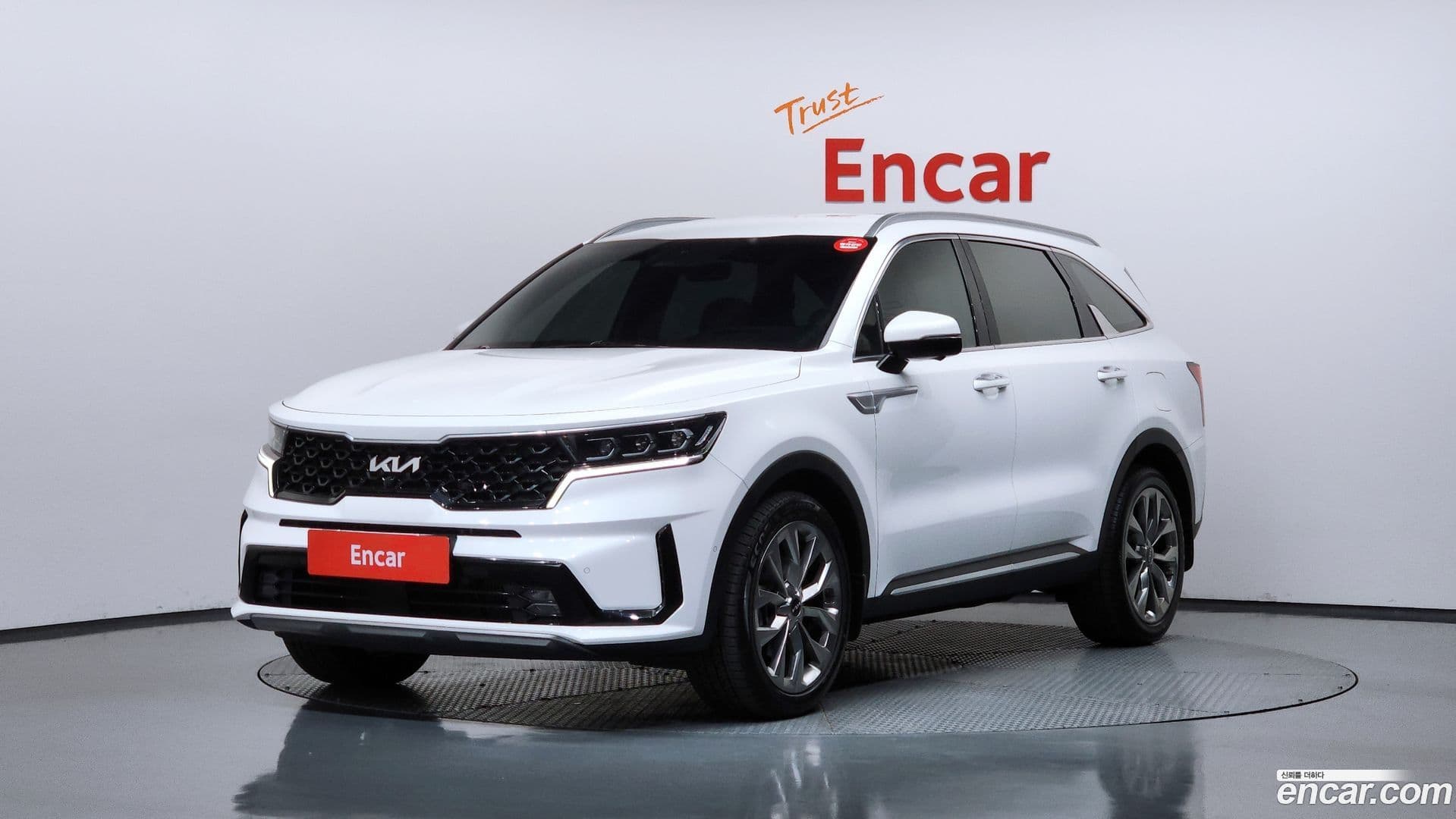 Main__Slider__Photo:Sorento Kia 2023.1-0