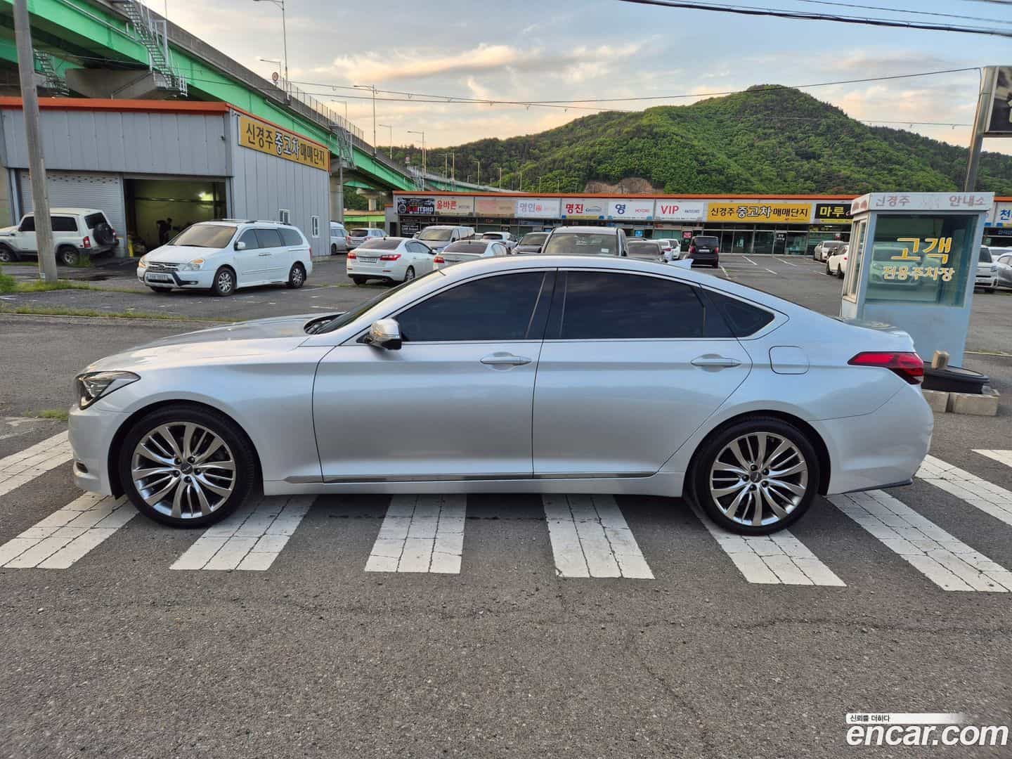 Genesis Hyundai 2015.5-OPTION-021