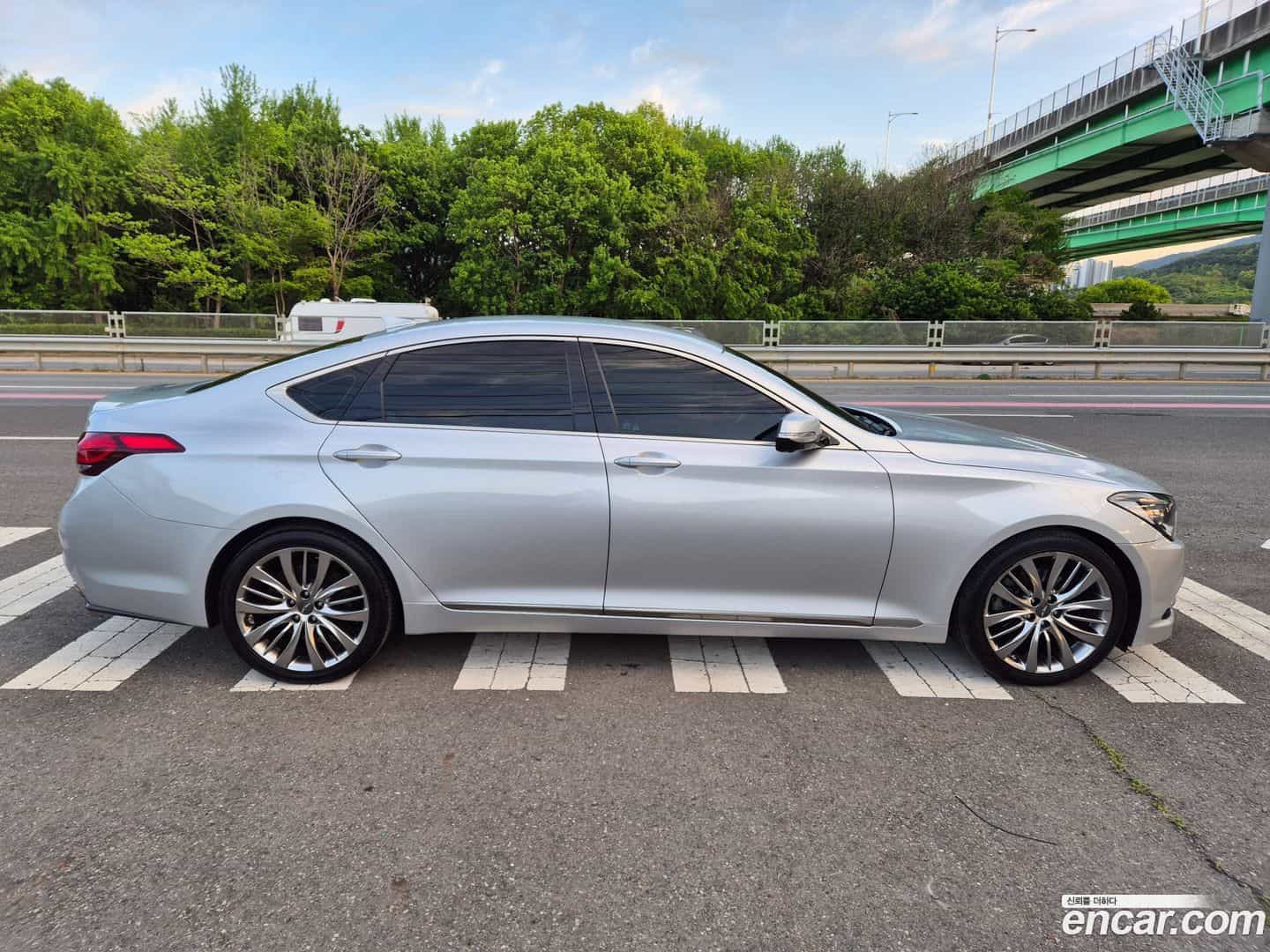 Genesis Hyundai 2015.5-OPTION-022