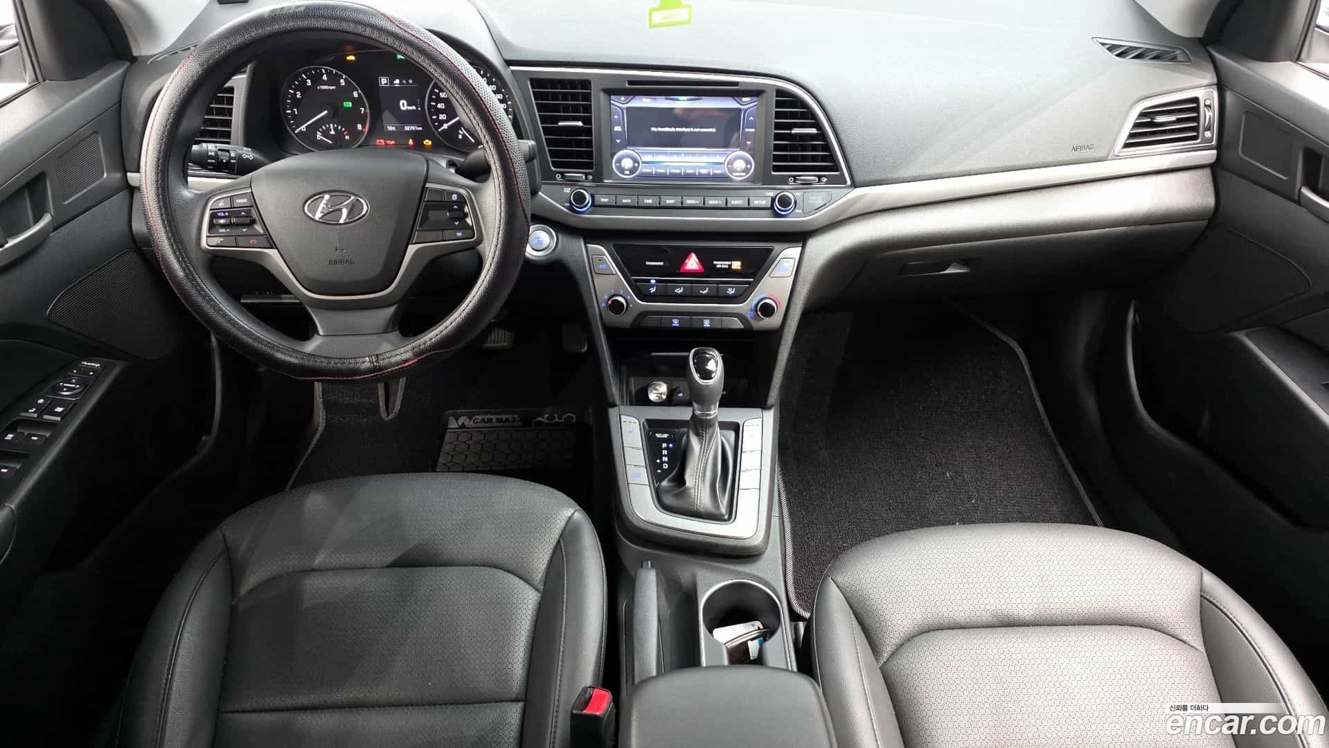 AVANTE Hyundai 2017.10-INNER-007