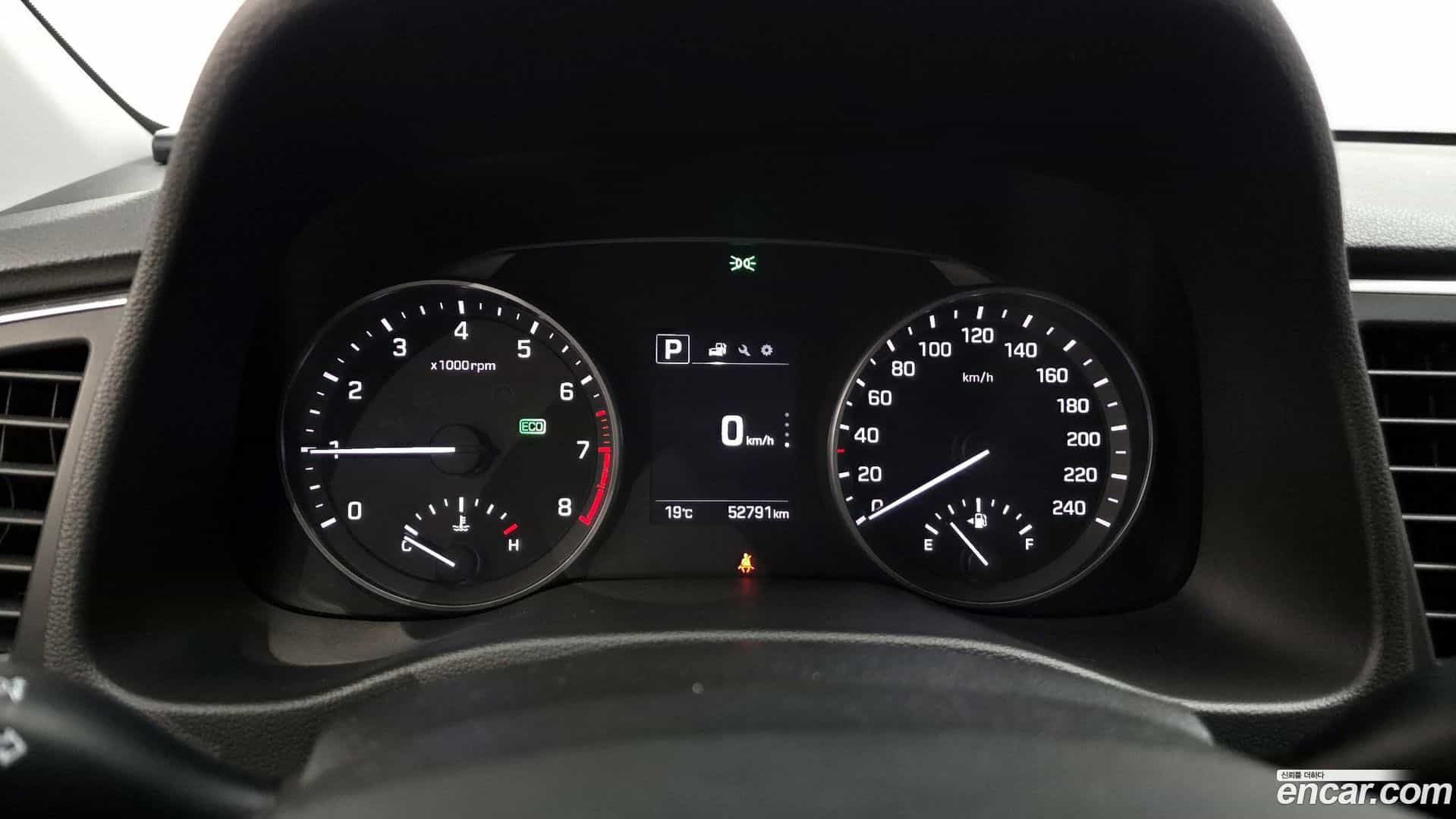 AVANTE Hyundai 2017.10-INNER-008