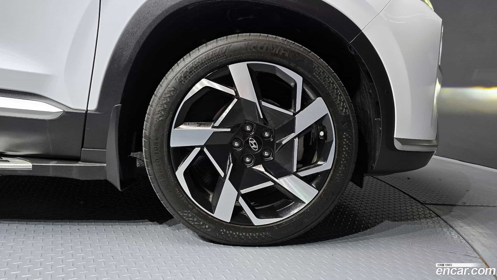 Santafe Hyundai 2023.4-OUTER-031