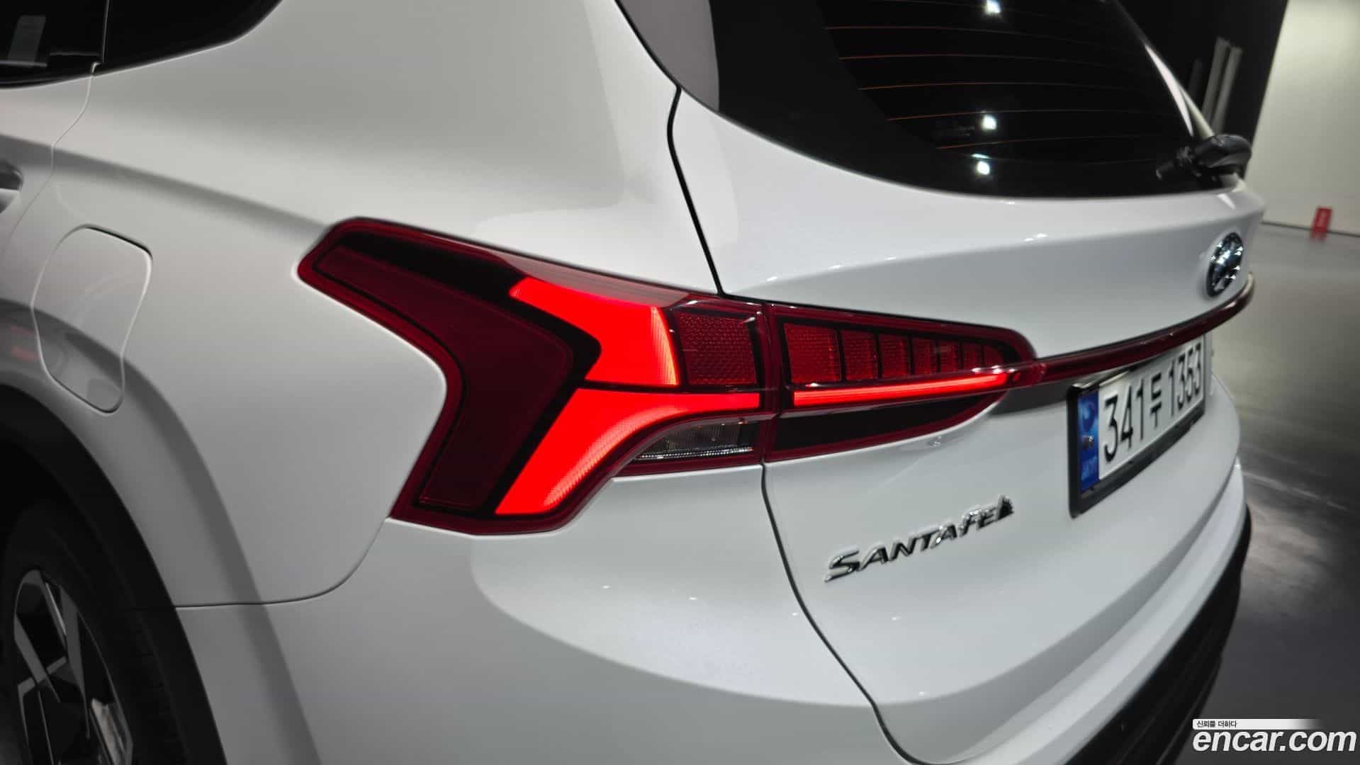Santafe Hyundai 2023.4-OUTER-033