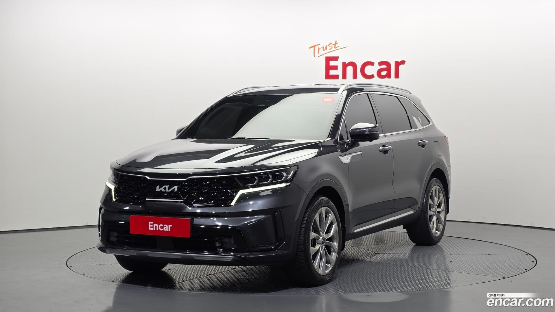Main__Slider__Photo:Sorento Kia 2023.5-0
