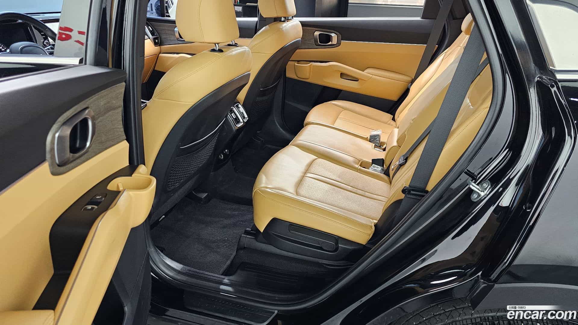 Sorento Kia 2023.3-OPTION-015