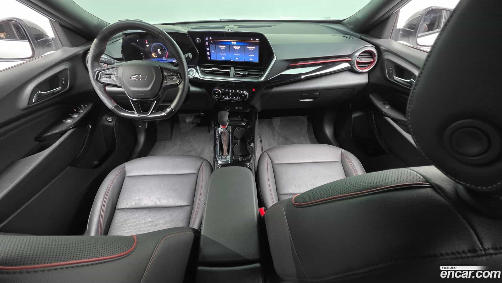 Trax Chevrolet 2023.8-INNER-007