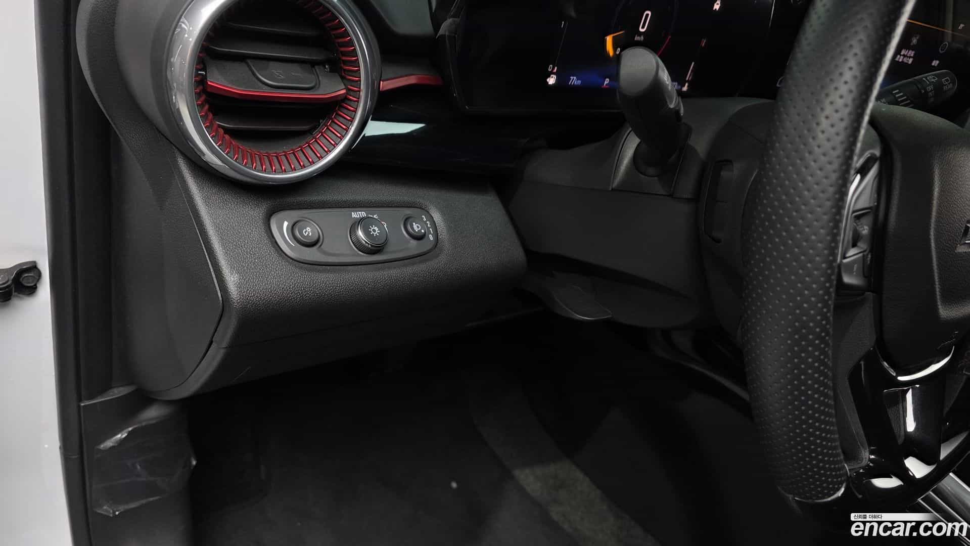 Trax Chevrolet 2023.8-OPTION-048