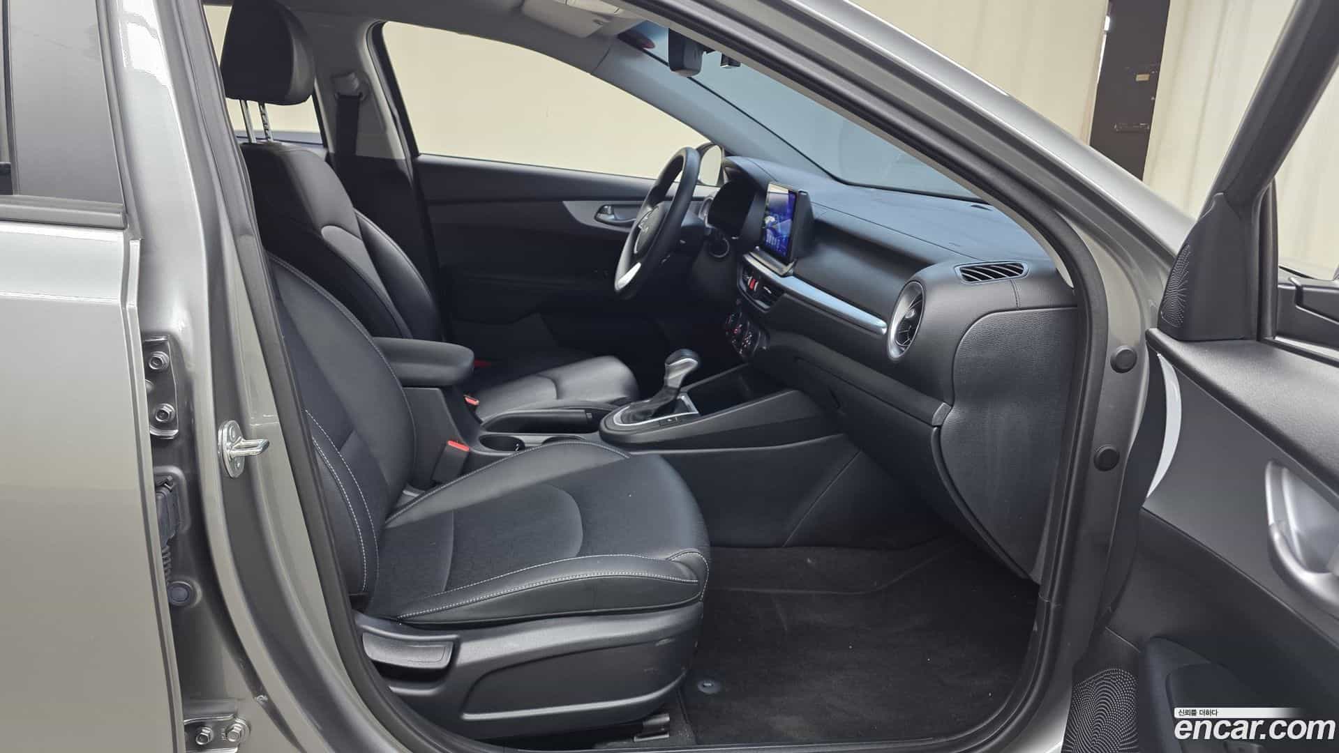 K3 Kia 2023.6-OPTION-015