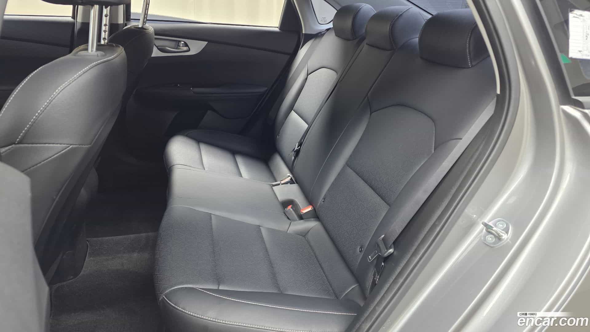 K3 Kia 2023.6-OPTION-016