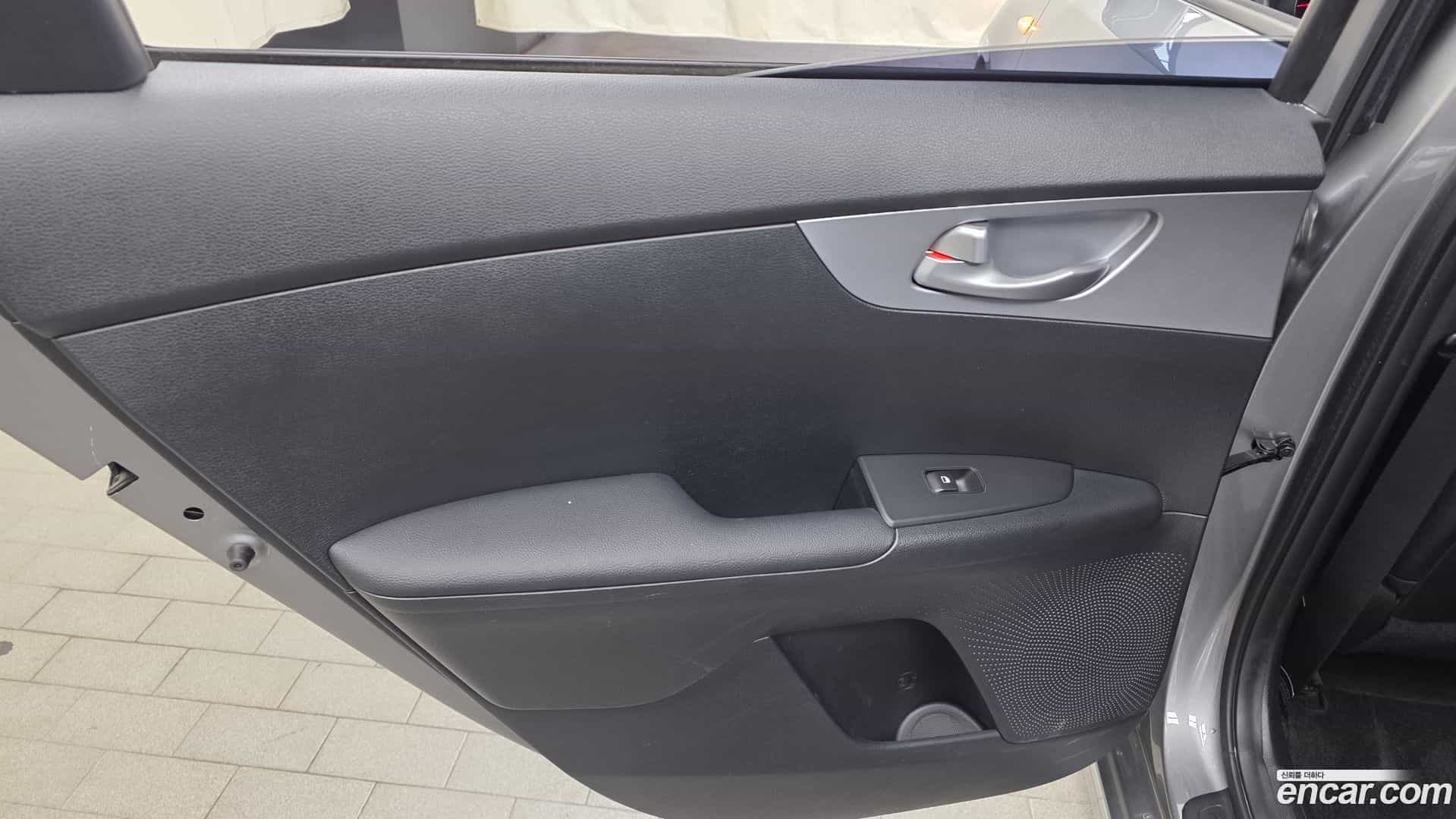 K3 Kia 2023.6-INNER-035