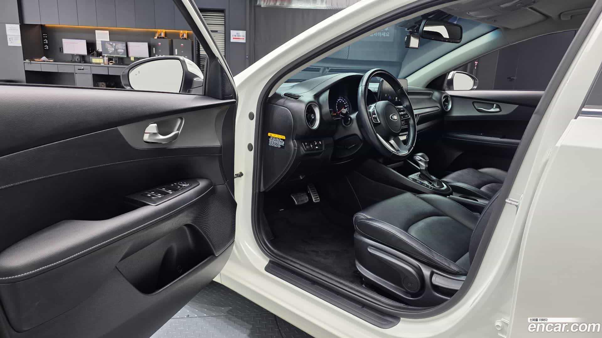 K3 Kia 2019.10-INNER-010