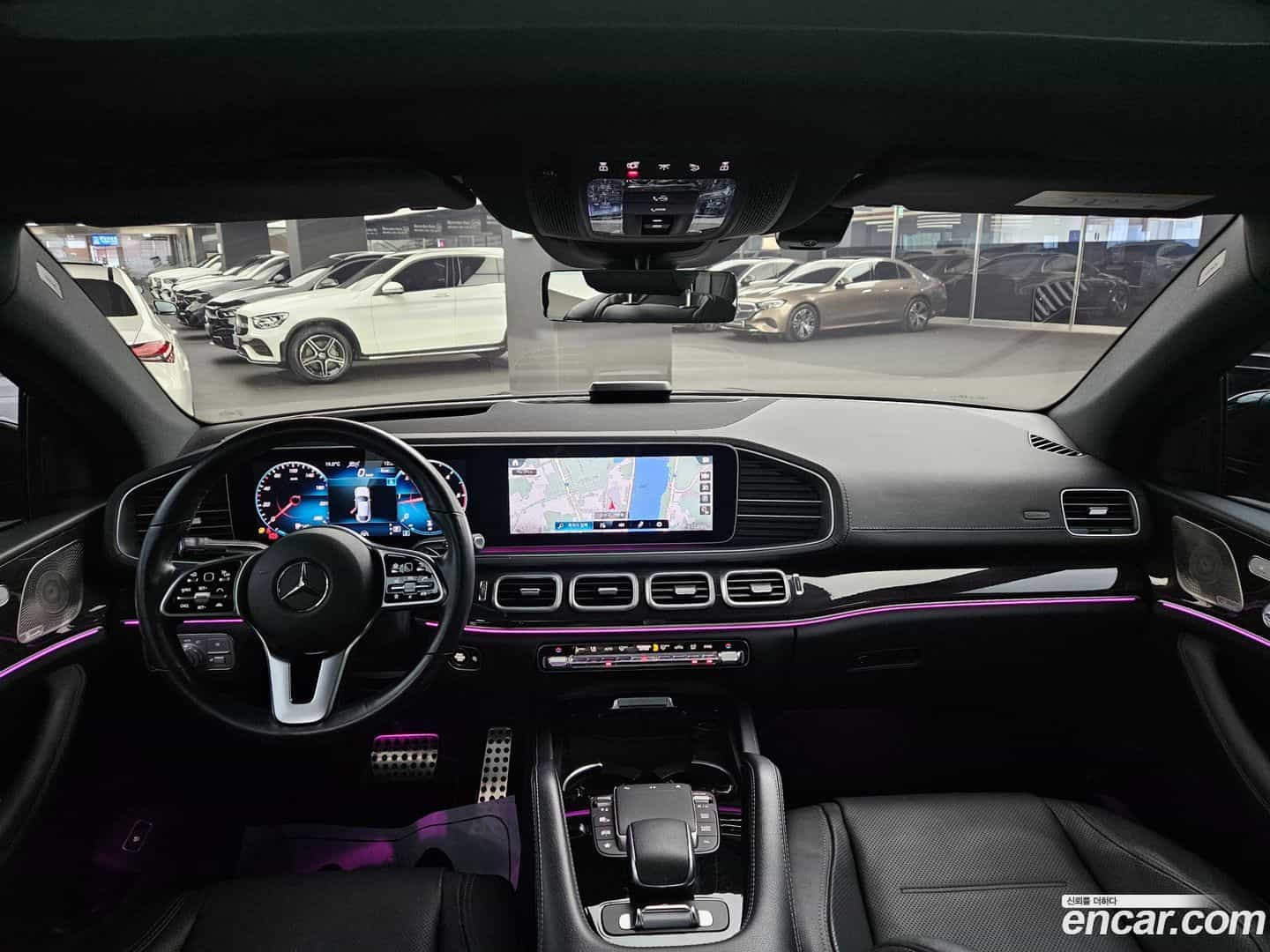 GLE-Class Mercedes-Benz 2022.11-INNER-007