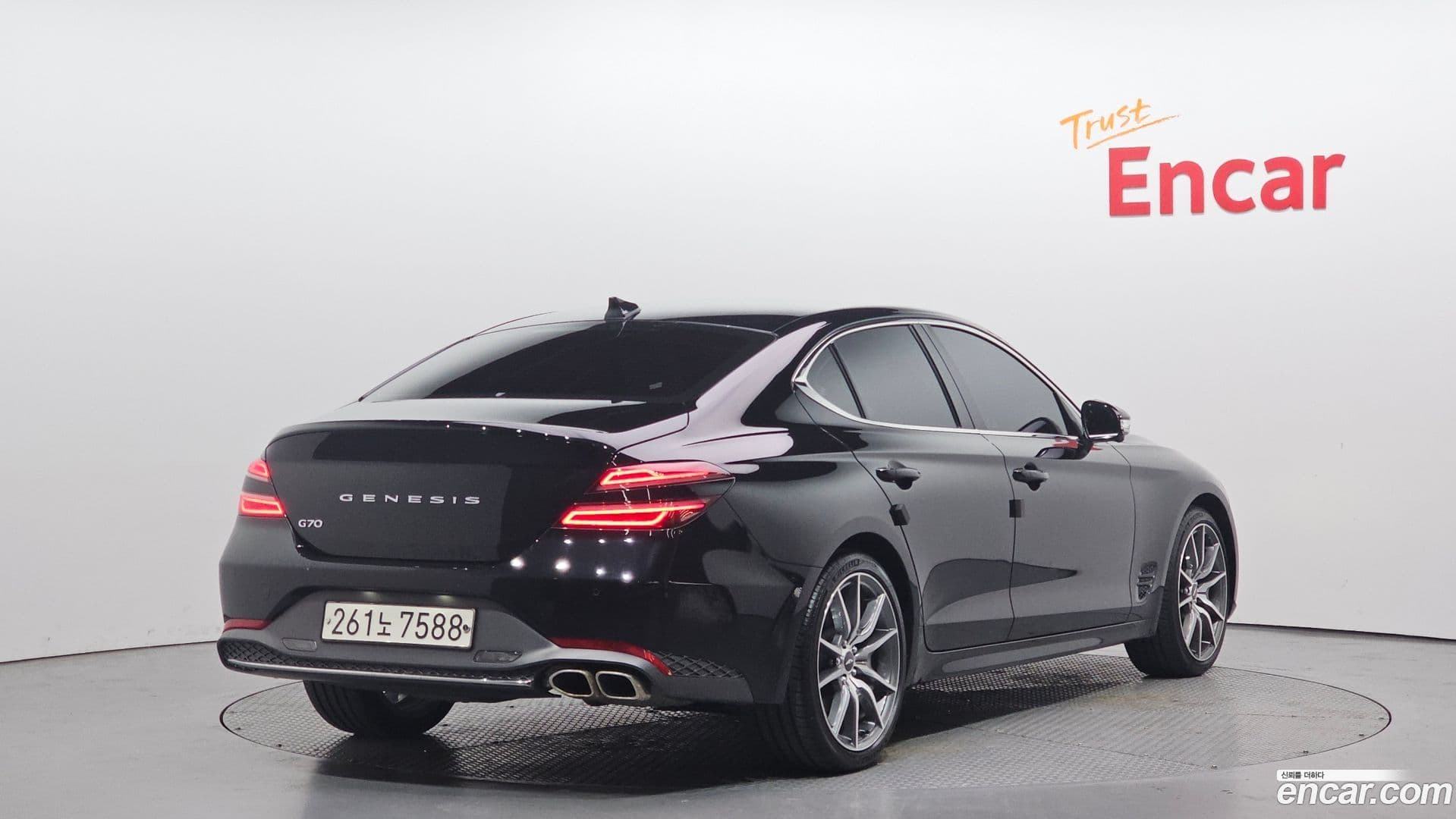 Main__Slider__Photo:G70 Genesis 2022.1-1