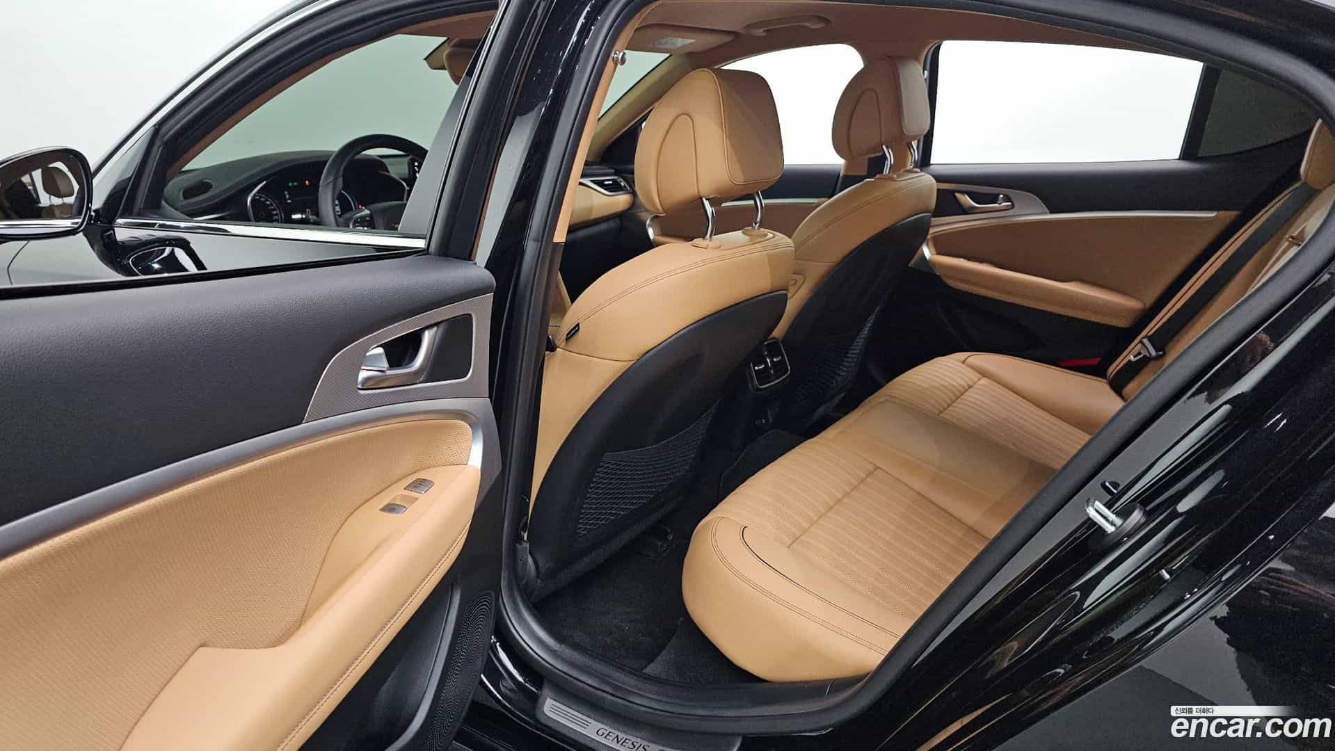 G70 Genesis 2022.1-OPTION-015