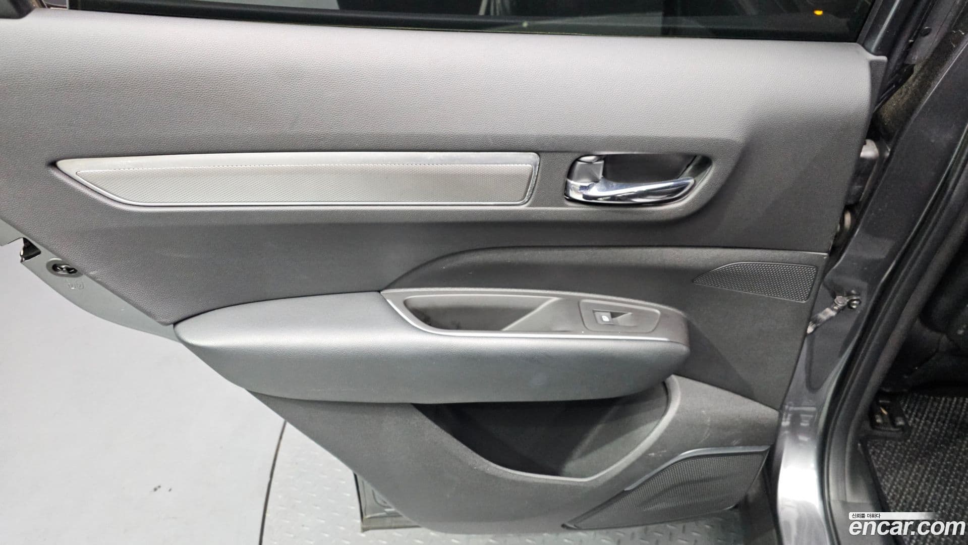 Main__Slider__Photo:QM6 Renault Korea 2021.7-24