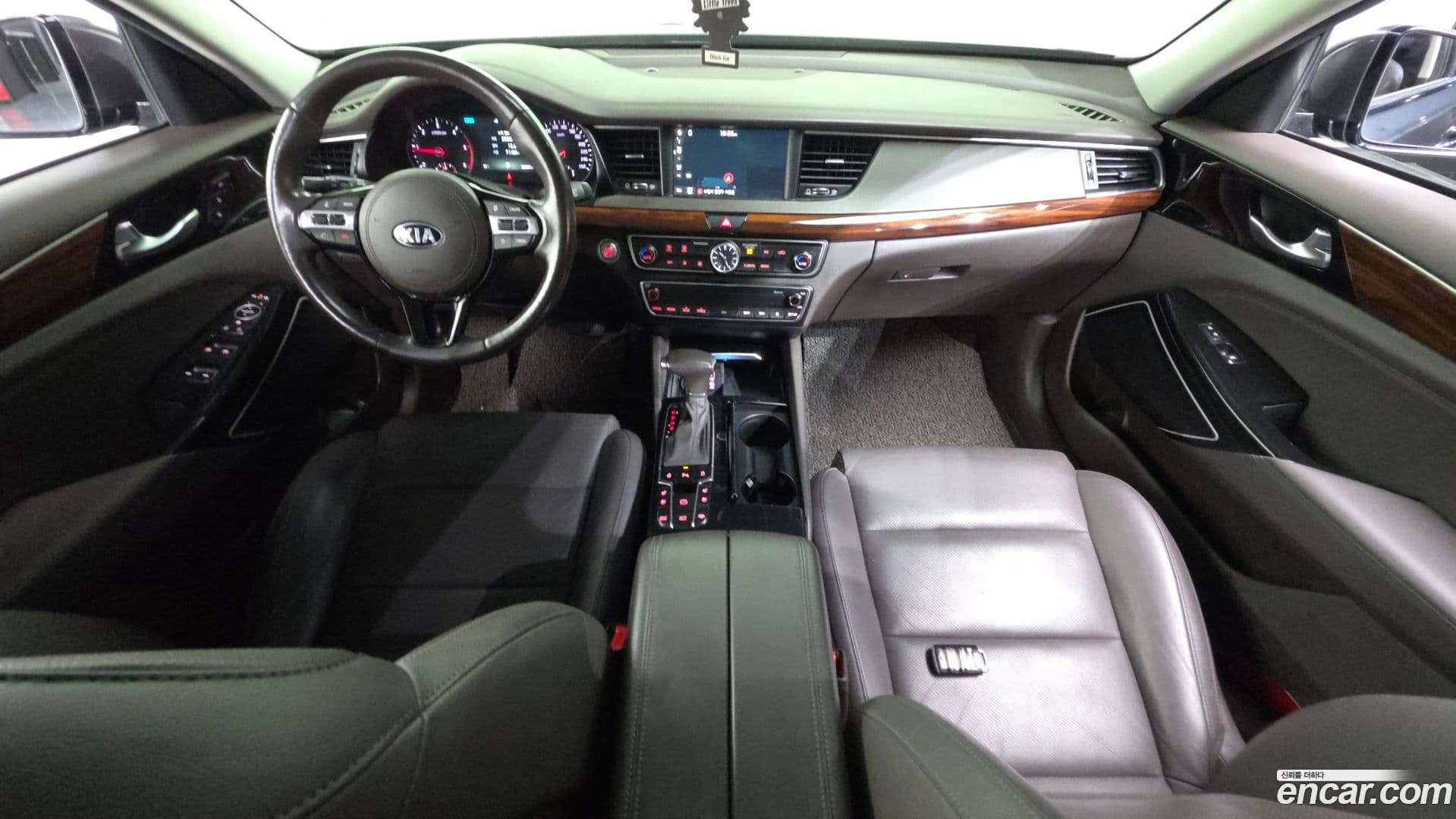 Main__Slider__Photo:K7 Kia 2017.8-6