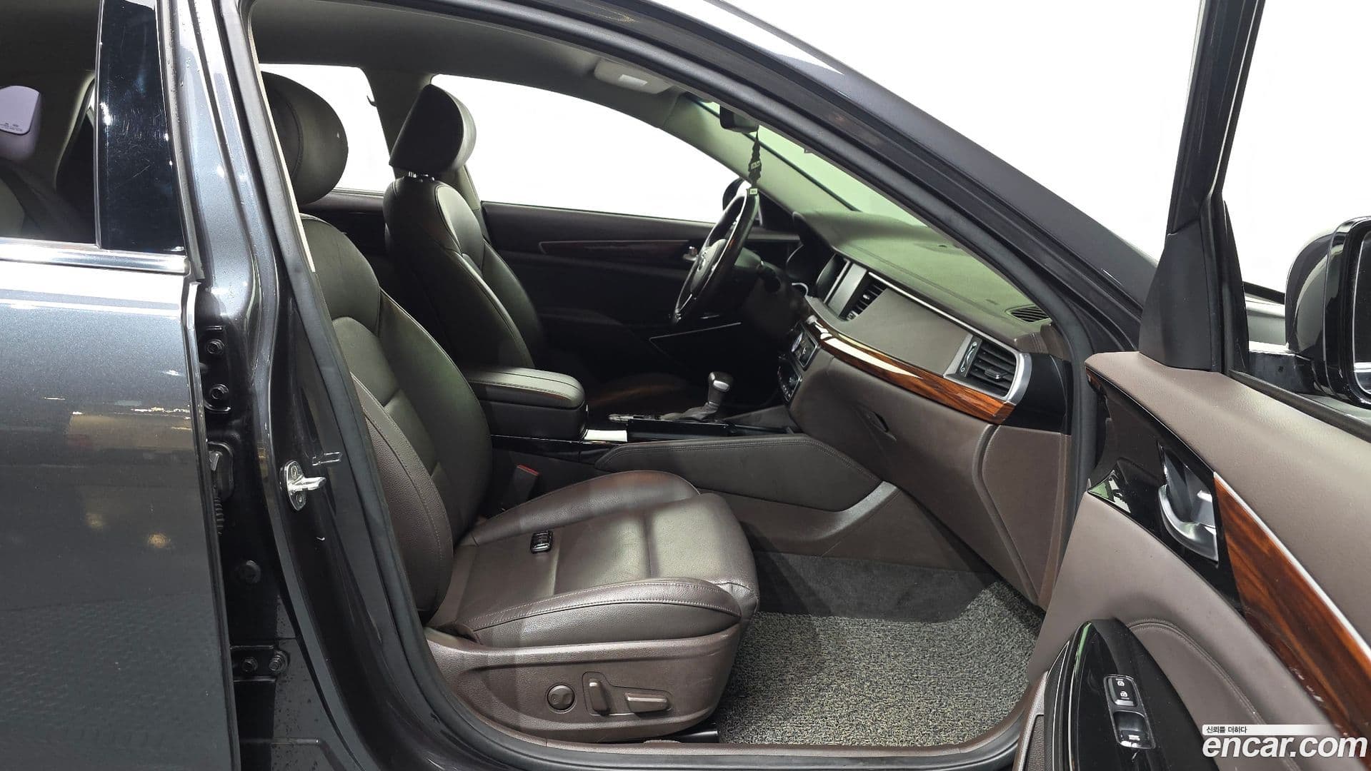 Main__Slider__Photo:K7 Kia 2017.8-10