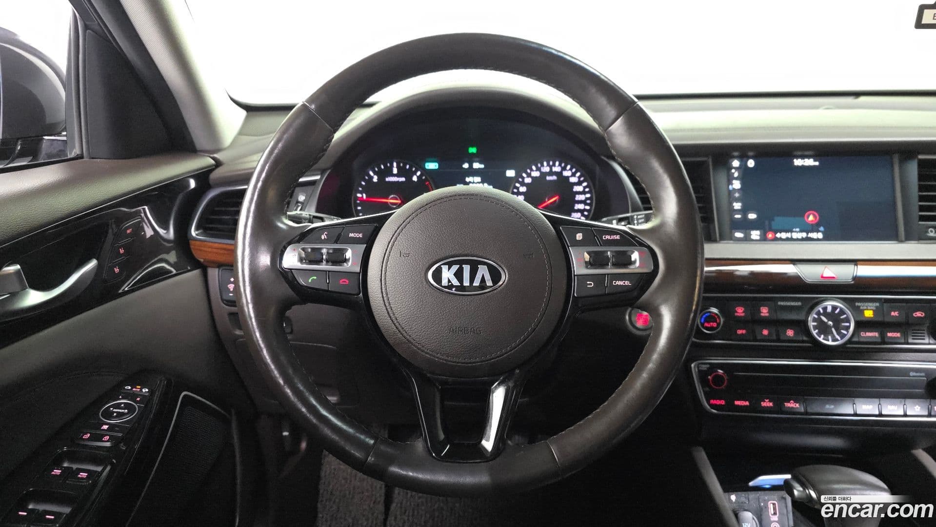 Main__Slider__Photo:K7 Kia 2017.8-12