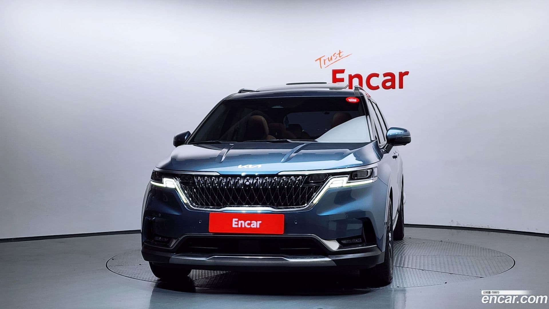 Main__Slider__Photo:Canival Kia 2022.3-2