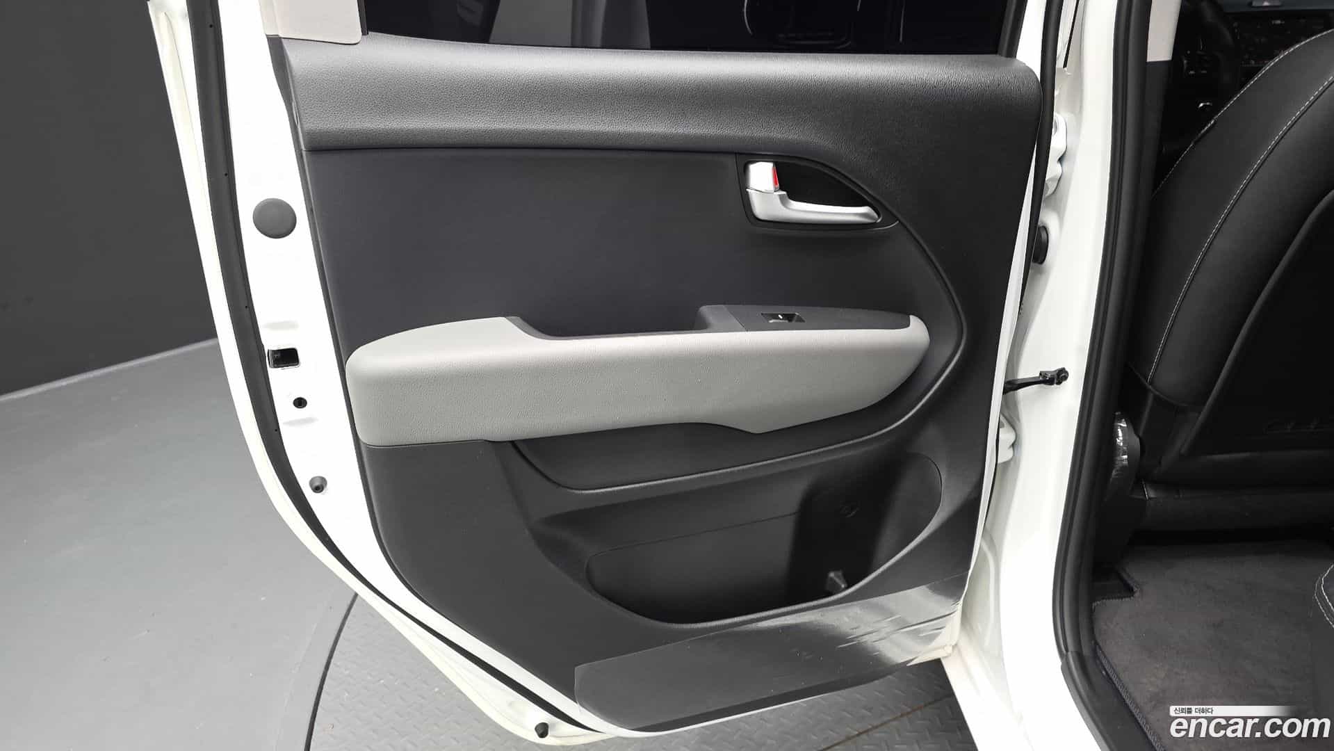 RAY Kia 2025.9-INNER-035