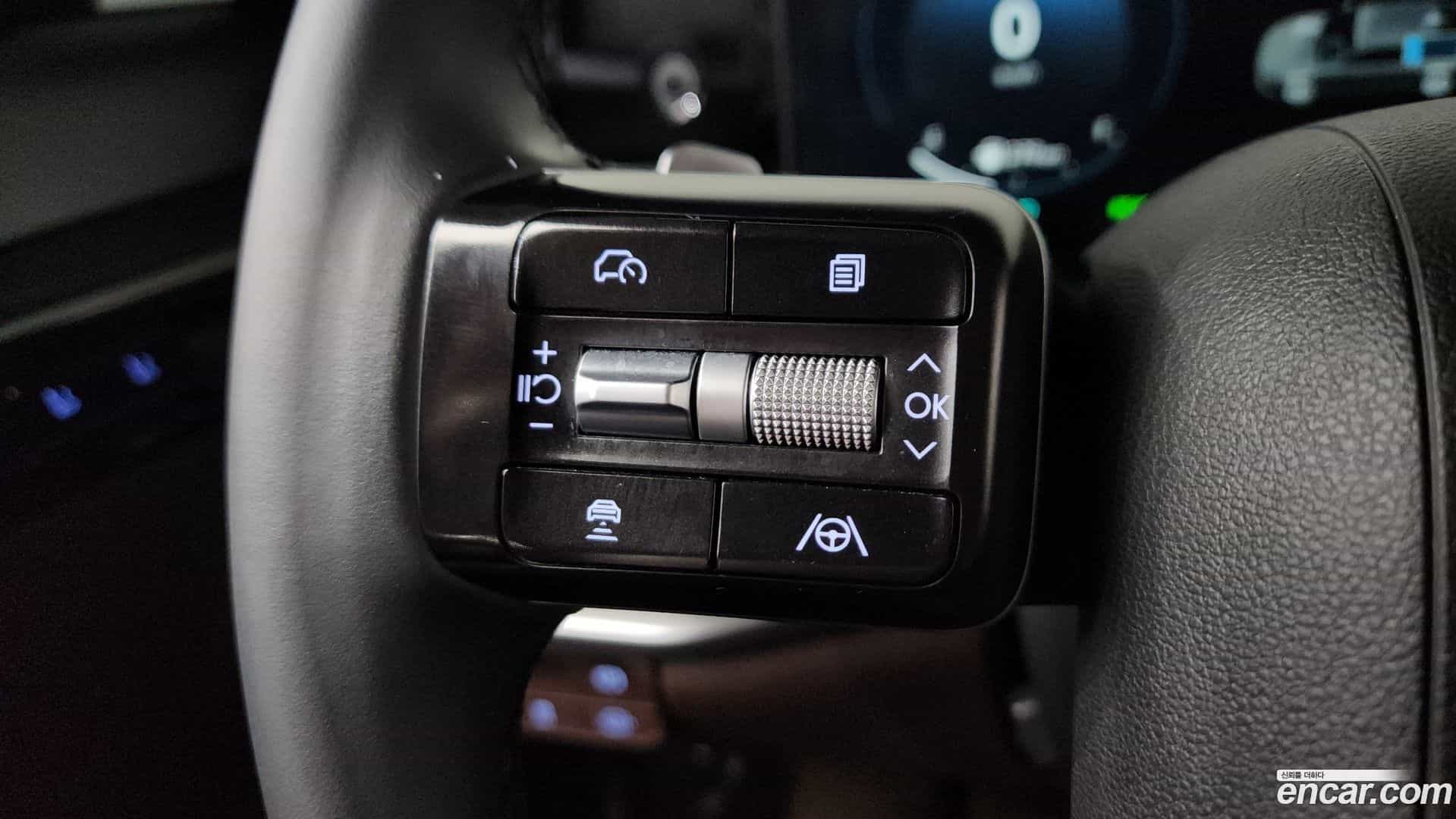Grandeur Hyundai 2023.0-OPTION-021