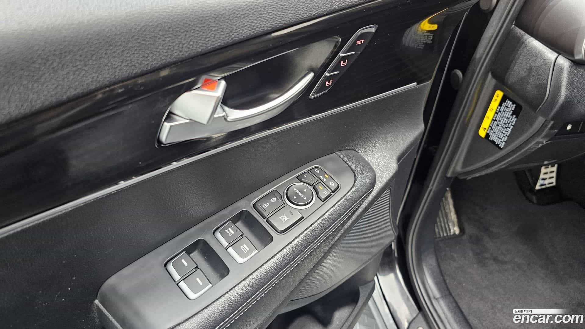 Sorento Kia 2019.2-OPTION-021