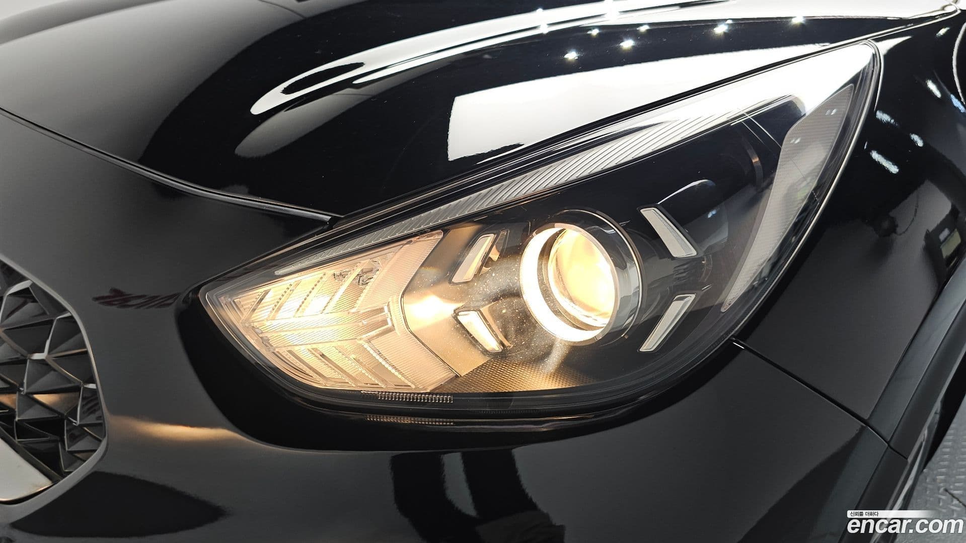 Main__Slider__Photo:Niro Kia 2020.4-21