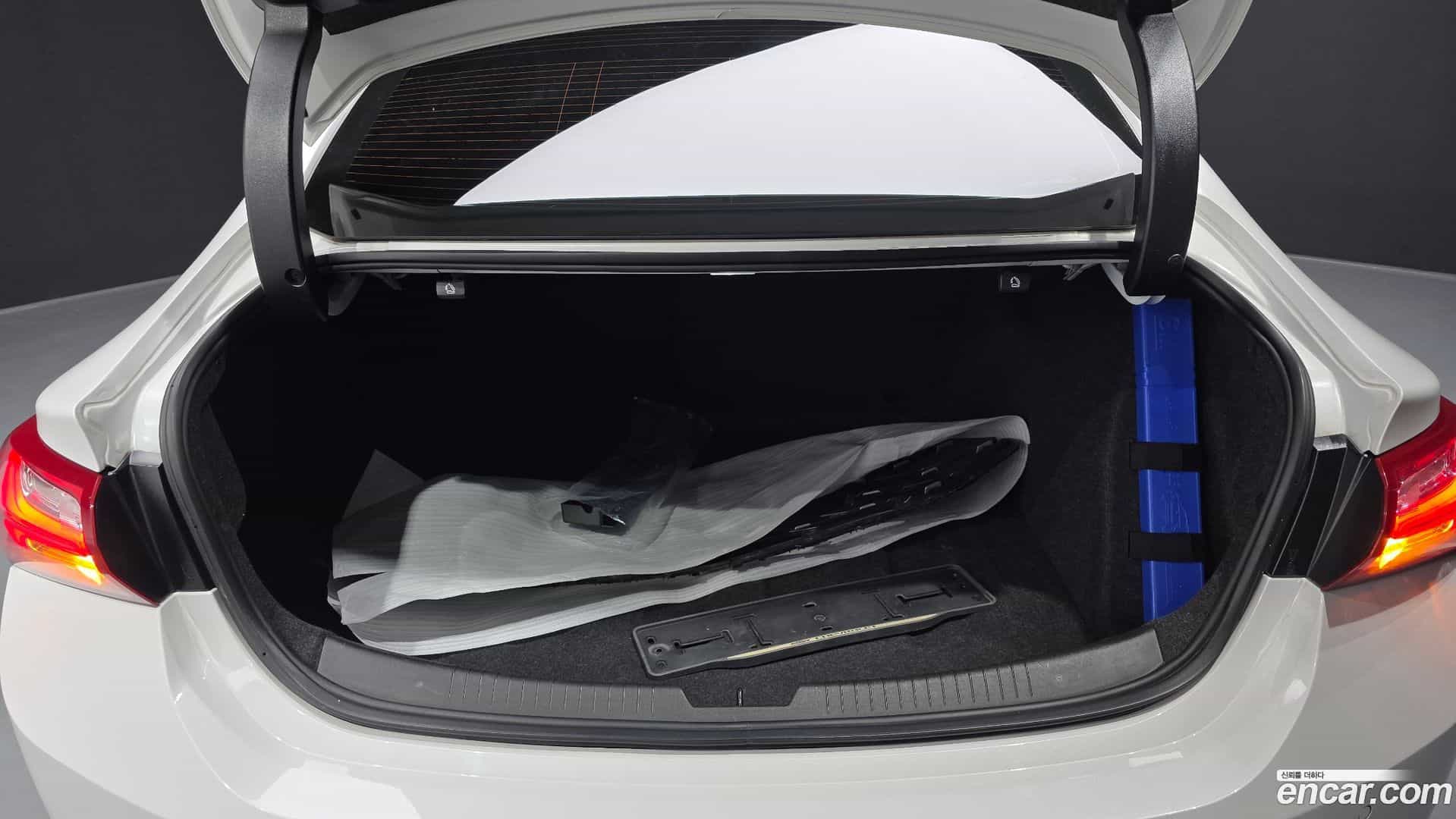 Malibu Chevrolet 2019.3-OPTION-024