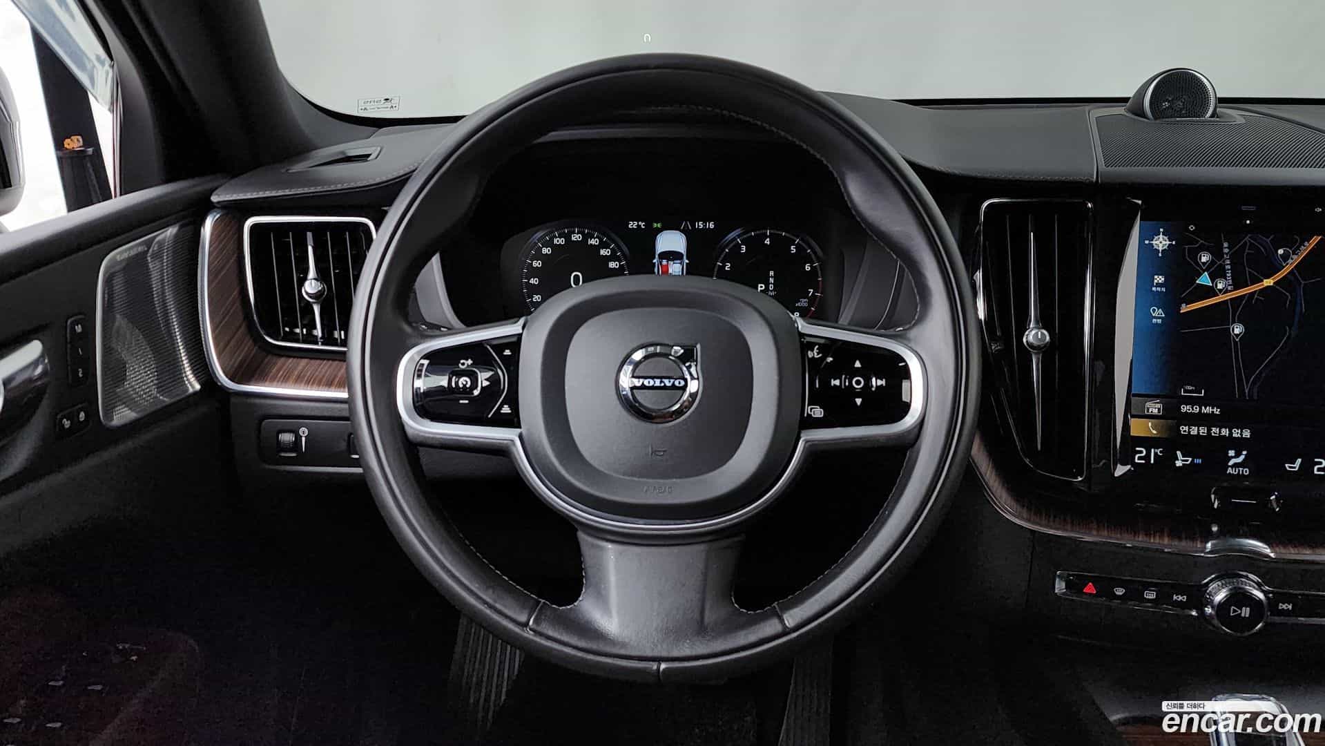 XC60 Volvo 2021.3-OPTION-017
