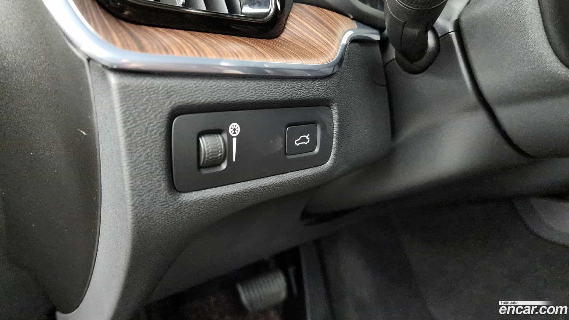 XC60 Volvo 2021.3-OPTION-020