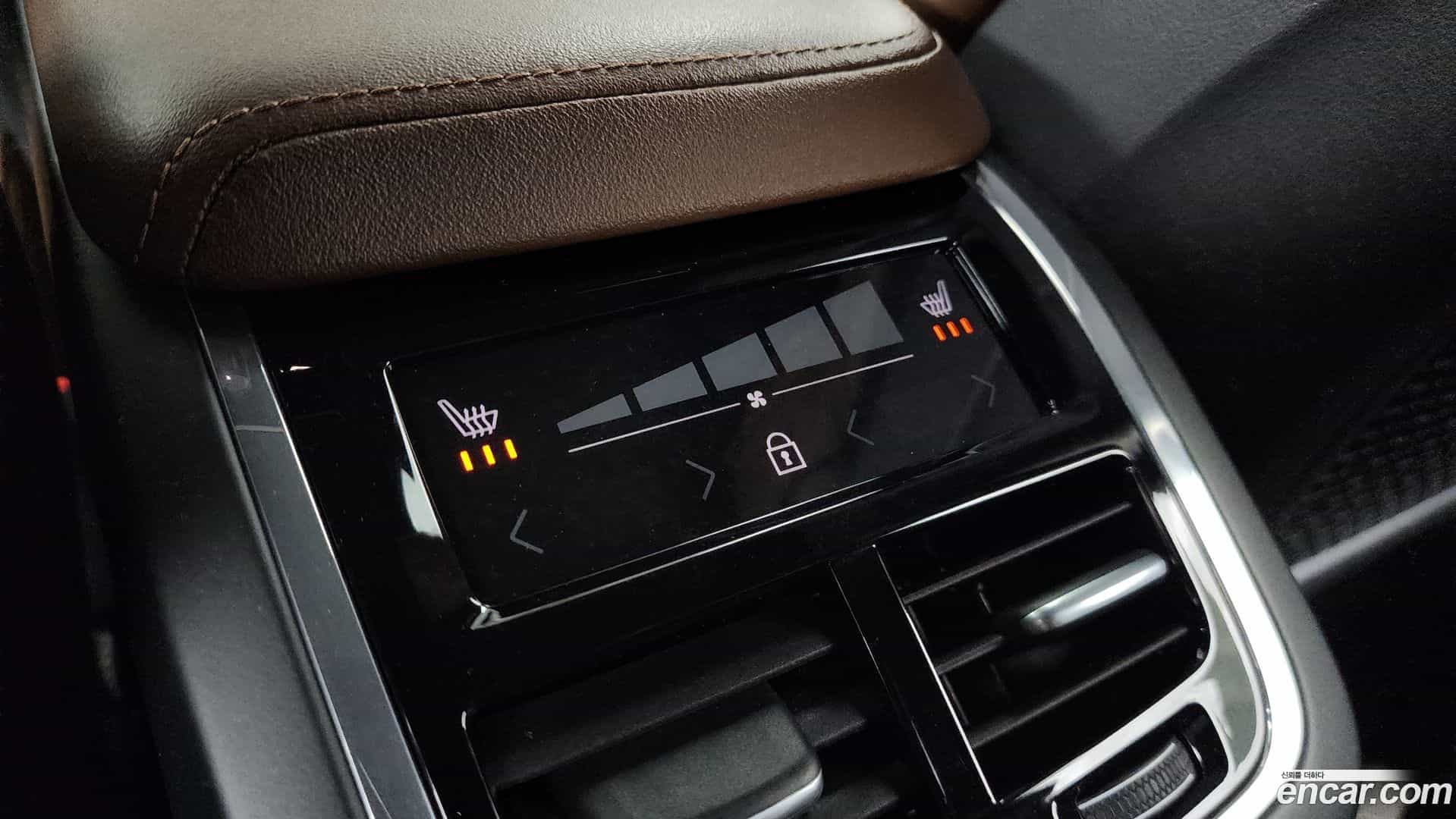 XC60 Volvo 2021.3-OPTION-023