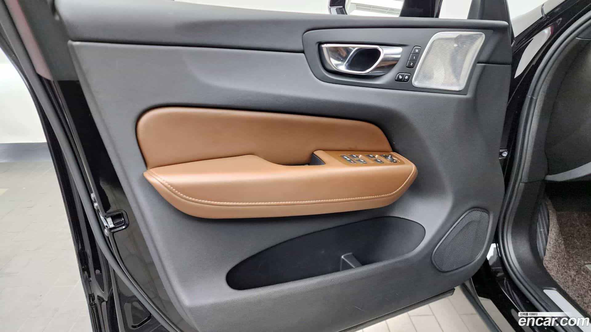 XC60 Volvo 2021.3-INNER-034