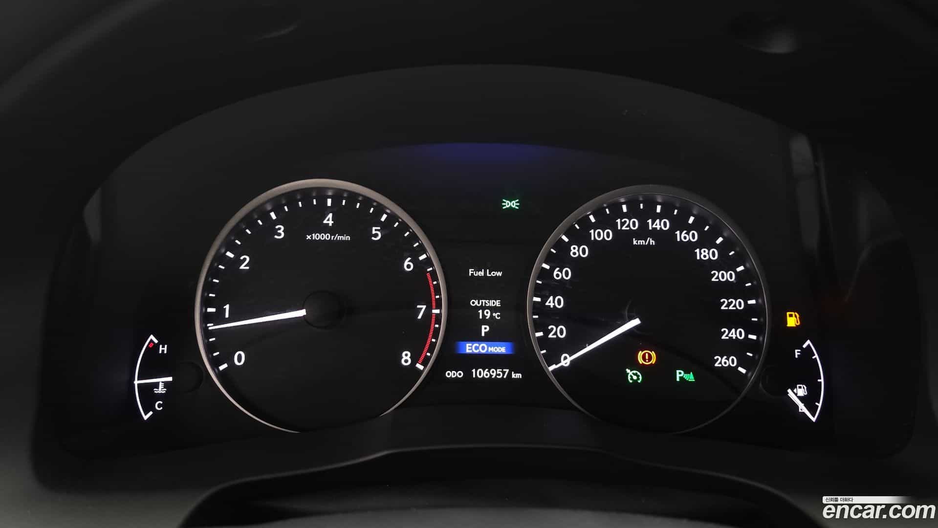 ES Lexus 2013.2-INNER-008