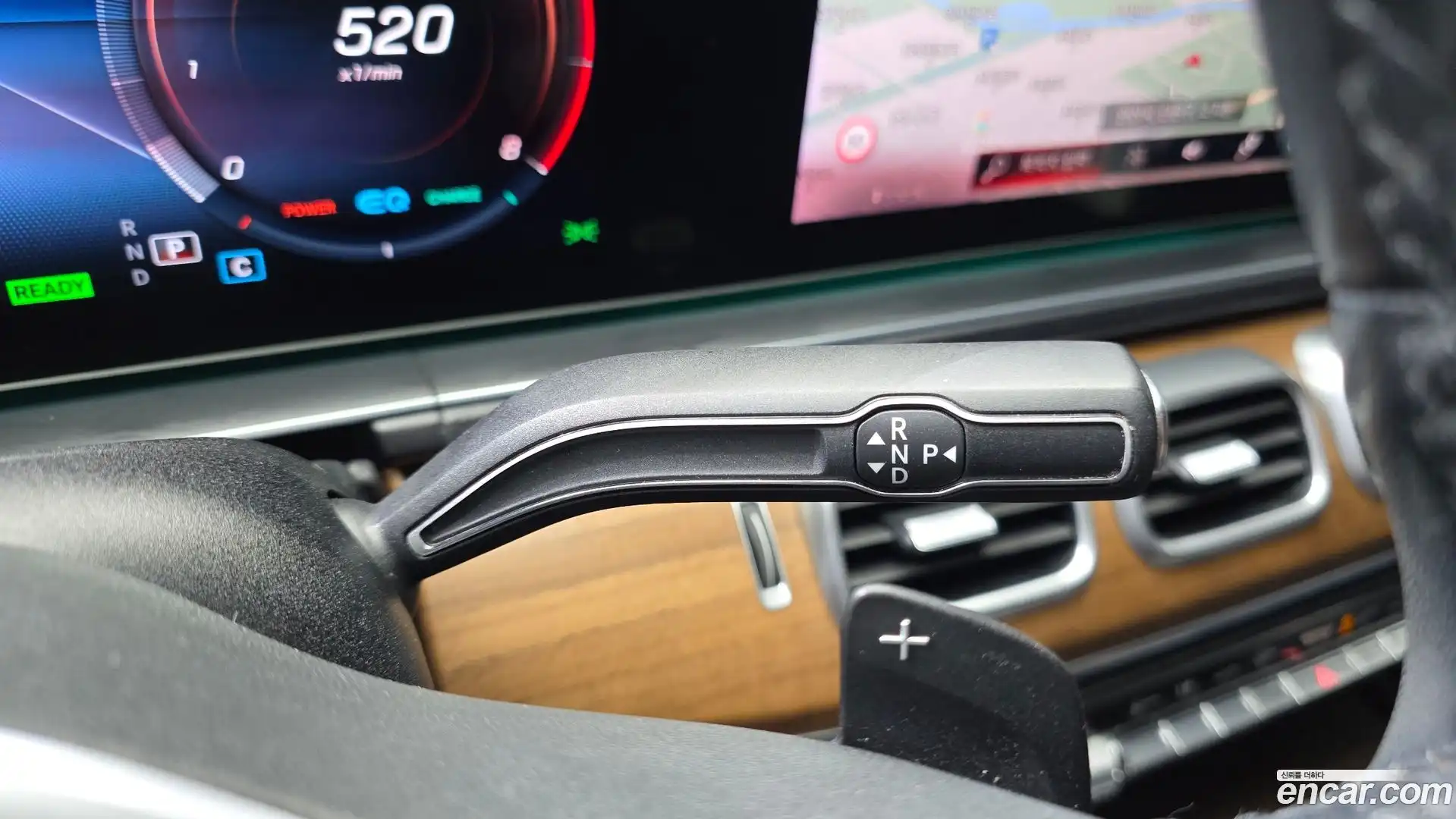GLE-Class Mercedes-Benz 2019.8-INNER-009