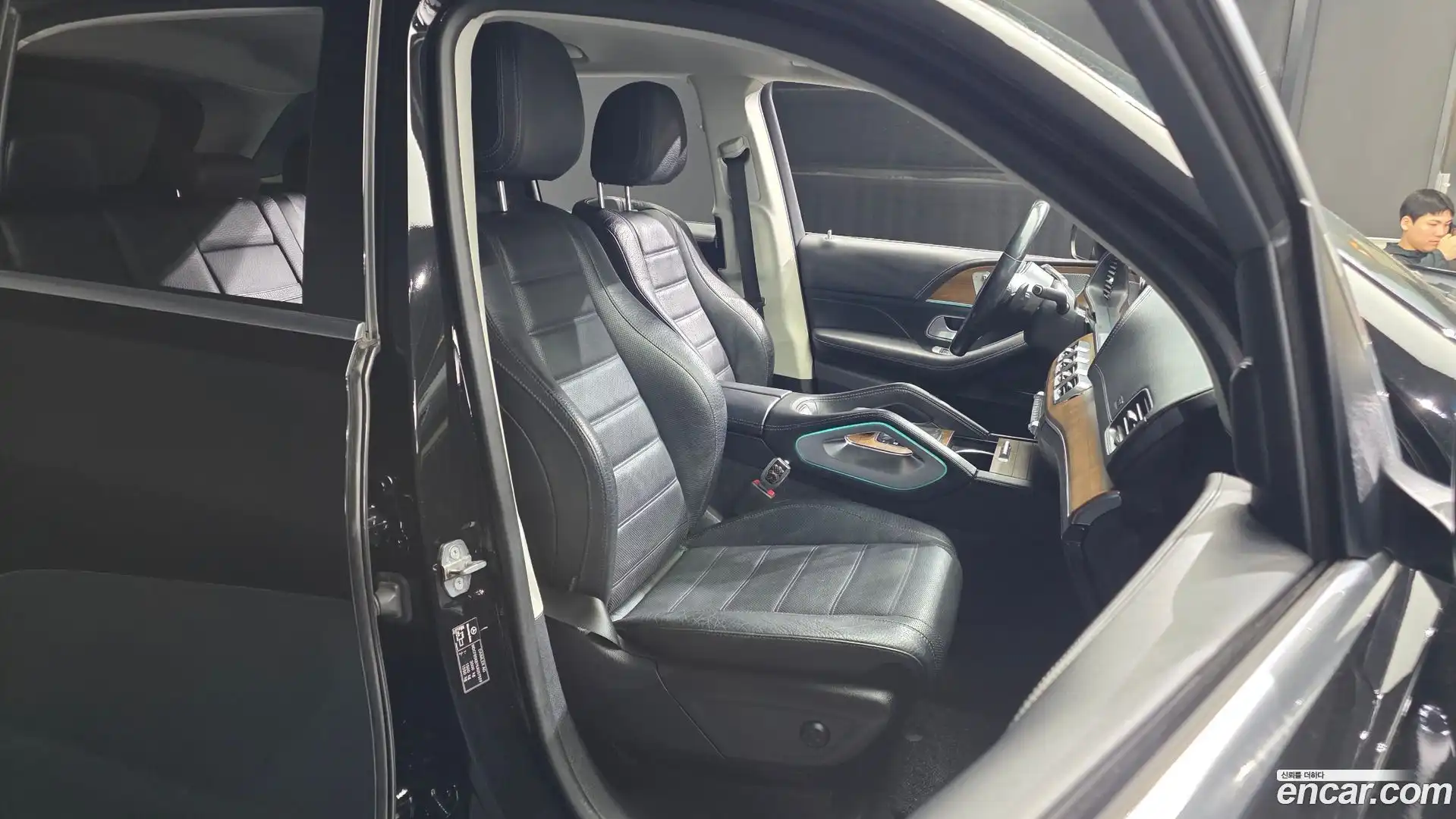 GLE-Class Mercedes-Benz 2019.8-OPTION-016