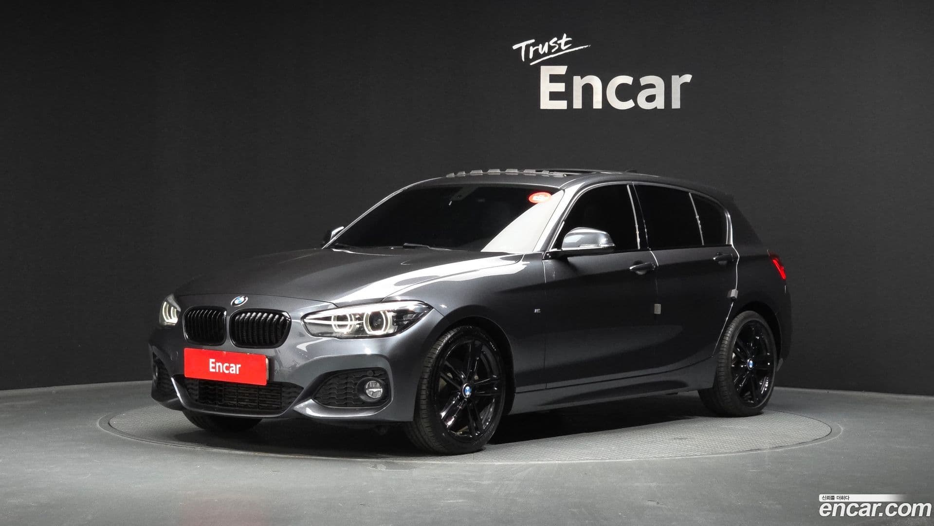 Main__Slider__Photo:1-Series BMW 2018.3-0
