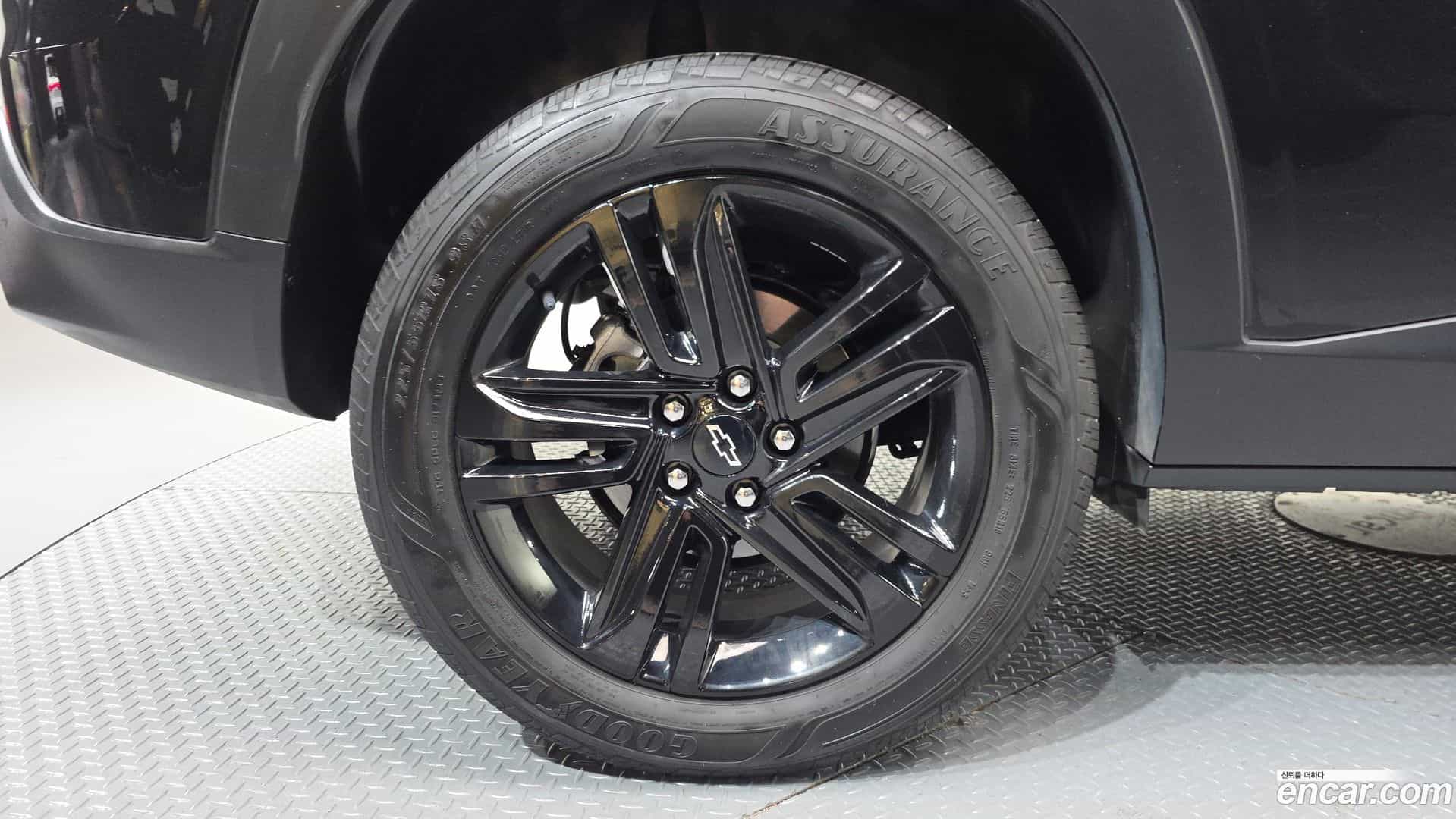 Trax Chevrolet 2023.4-OUTER-005