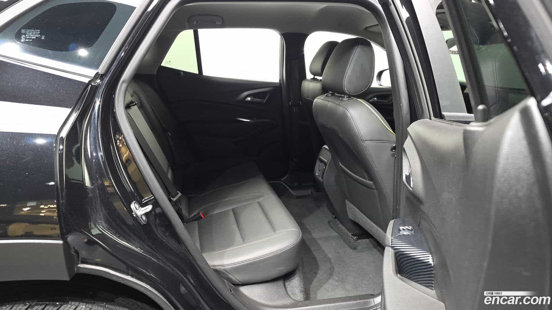 Trax Chevrolet 2023.4-OPTION-016